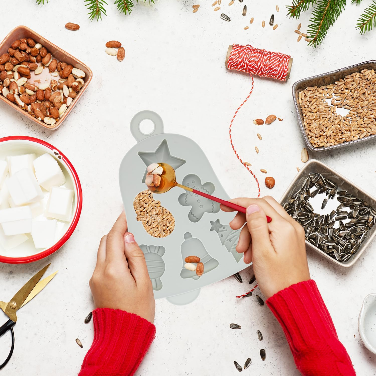 Christmas Silicone Mold, 6 Cavities Christmas Chocolate Mold Christmas Tree Santa Claus Gingerbread Man Shapes Cake Moulds for Xmas DIY Candy Jelly Ice Cube Muffin Cake Baking Molds Y7LDMJ image number 1