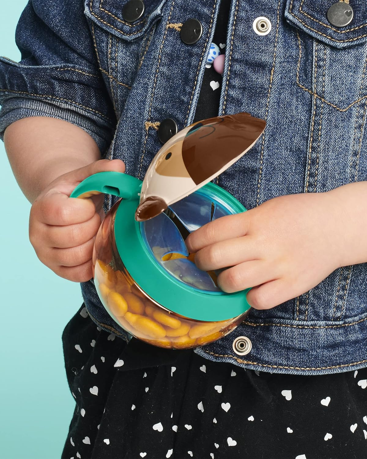 Skip Hop Baby Snack Cup with Lid - Insulated Toddler Food Container for Kids - No-Spill Baby Snack Cups for Travel, Bpa-Free Baby Food Storage Container with Handle - Pug Design image number 4