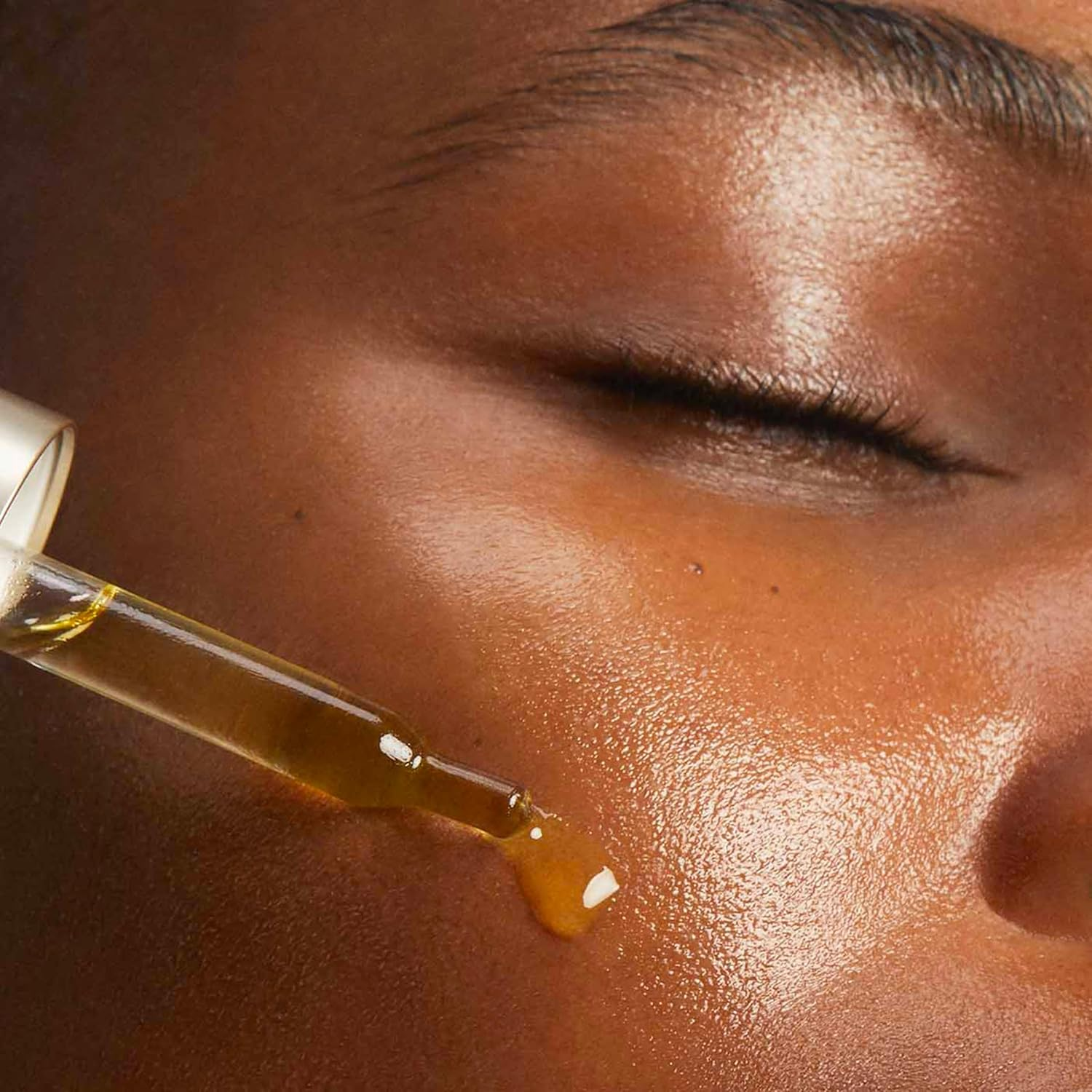 Santal Face Treatment Oil - Dry Skin by Clarins for Unisex - 1 Oz Treatment image number 1