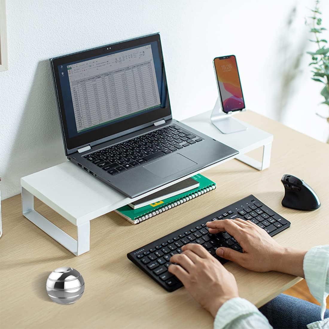 Dblosp Kinetic Desk Toys,Full Body Optical Illusion Fidget Spinner Ball,Gifts for Men,Women,Kids 1.5" Size (Silver) image number 2