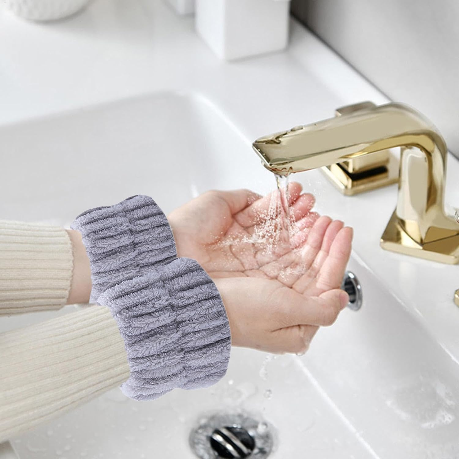 Wrist Wash Bands - Face Wash Wristbands | 2 Pieces Coral Fleece Spa Wristband | Sports Sweat Wiping Bracelet | Absorbent Wristbands for Girls Women Prevent Liquid from Spilling down Arms image number 4