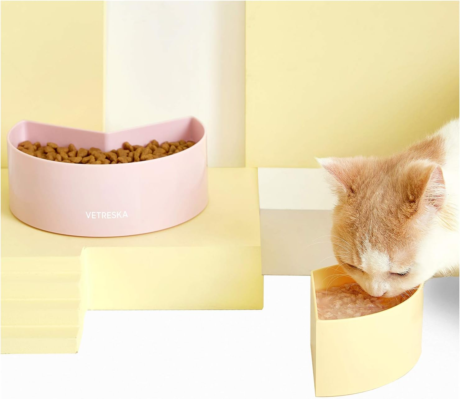 VETRESKA Cat Food Bowl Ceramic Cat Bowls for Food and Water Tilted Puppy Cat Feeding Bowl Relieve Whisker Fatigue Cherry Cat Bowls anti Vomit Wide Shallow Cat Dishes Non-Slip Medium Small Dog Pet Bowl