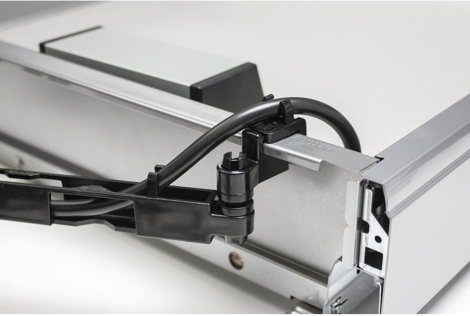 Evoline 159909127800 Wing Cable Guide Black