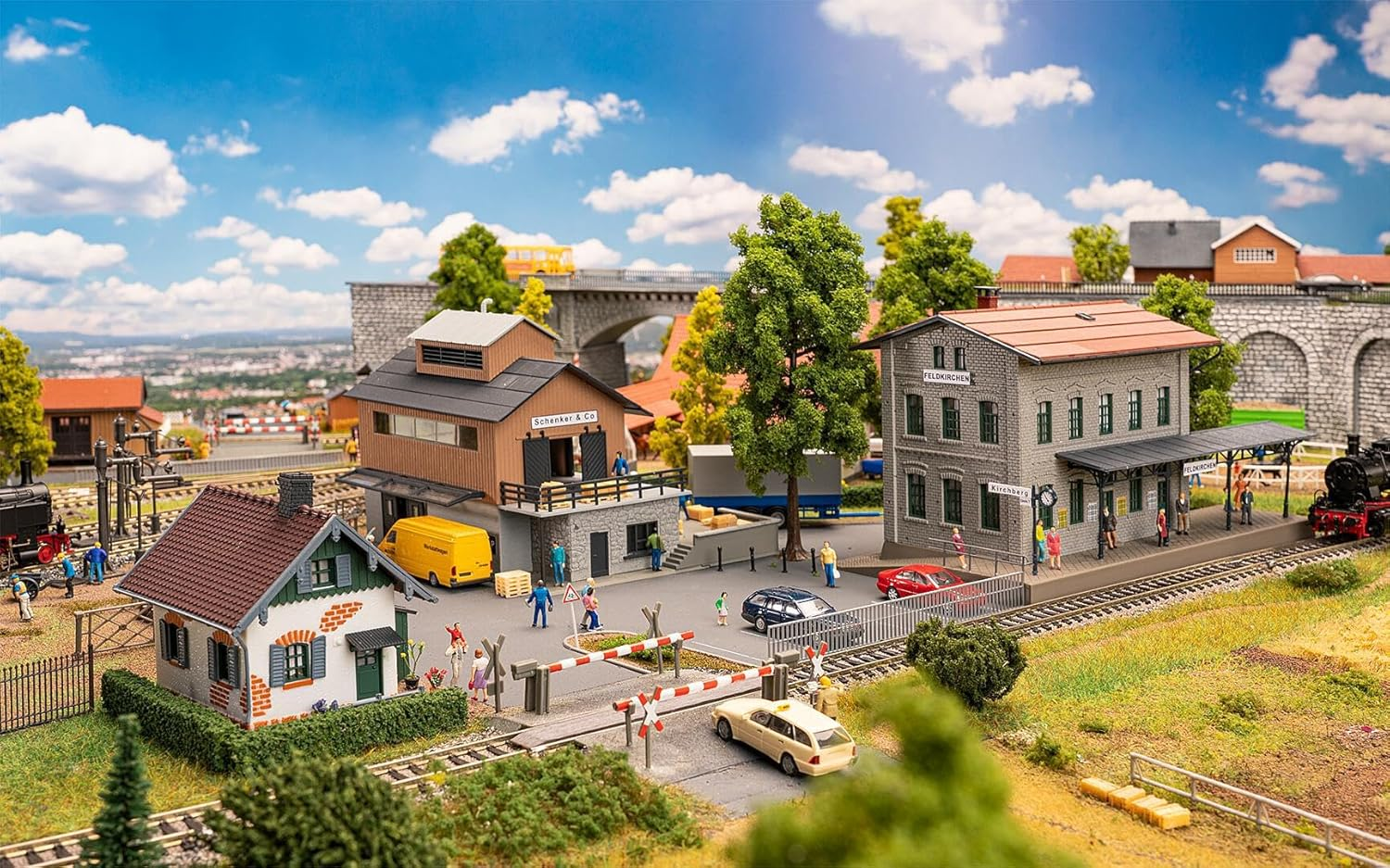 Faller HO Aktionsset Bahnhof Feldkirchen image number 2