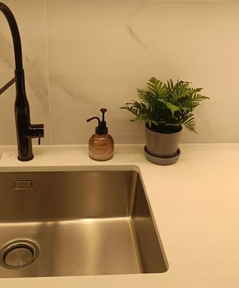 Vintage Soap Dispenser for Kitchen and Bathroom Countertop Cute Soap Dispenser with Smooth Action Pump (Brown) image number 1