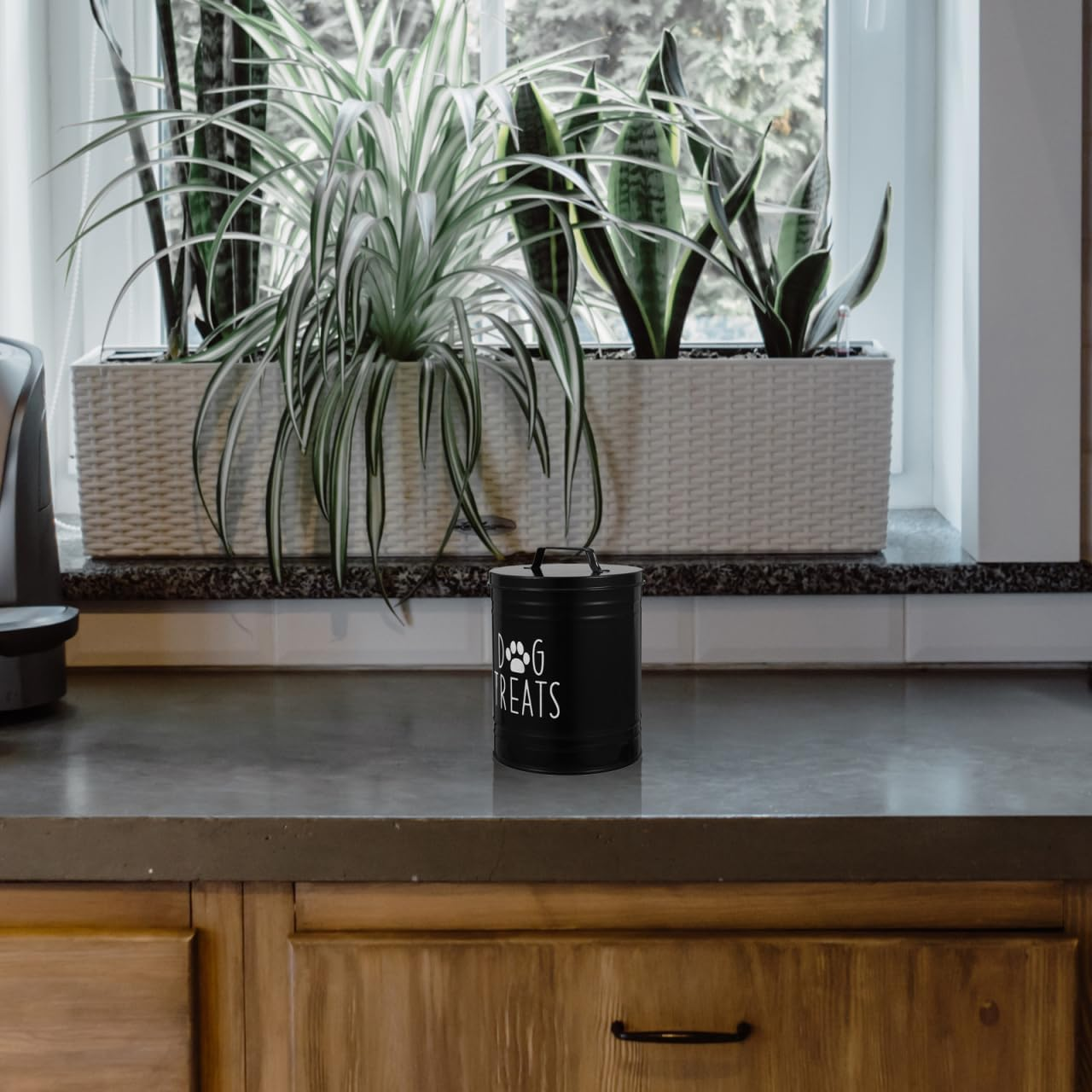 BESTOYARD Airtight Metal Dog Food Storage Tank Pet Treat Jar for Counter Rustic Style image number 5