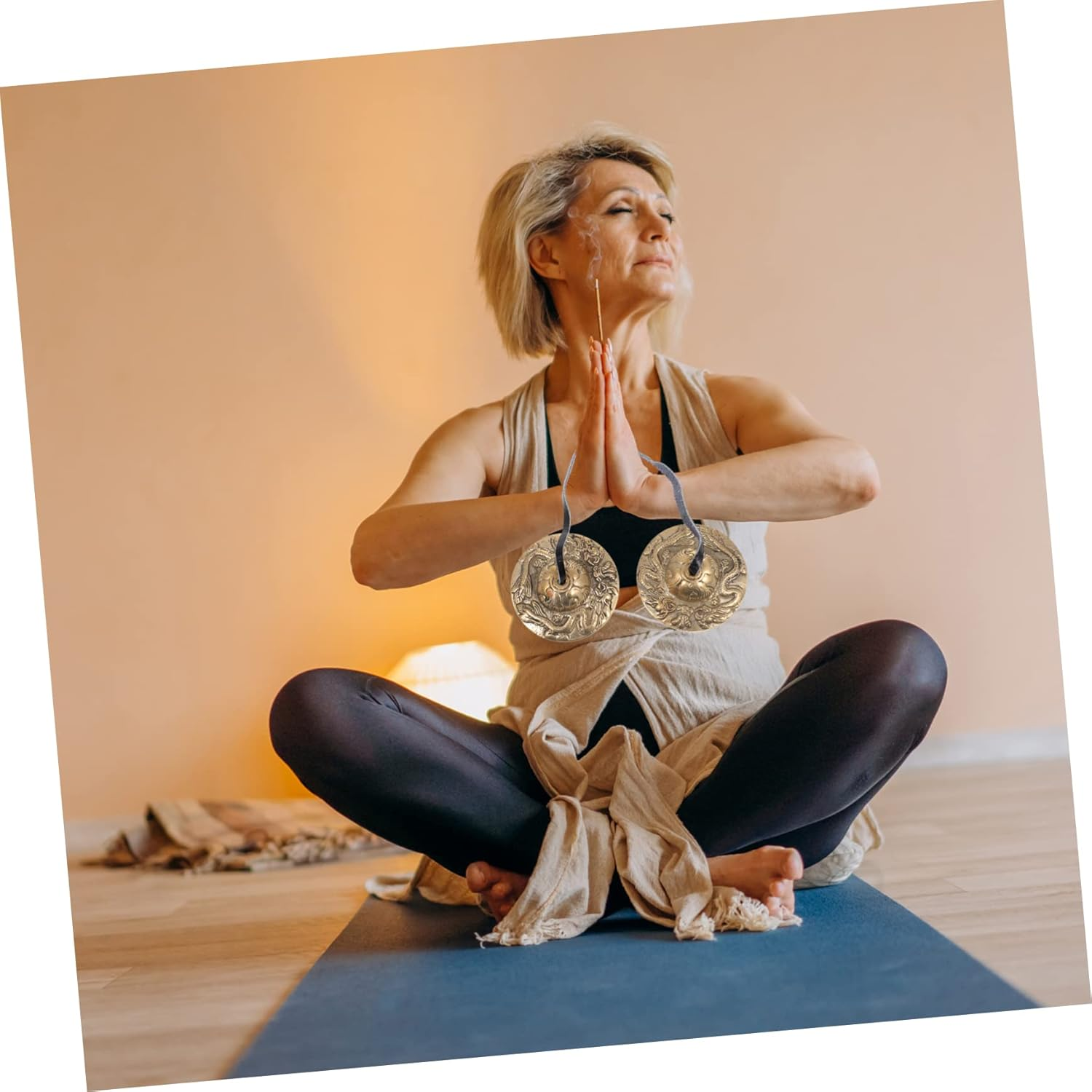 Minkissy Handmade Brass Meditation Cymbal Bell with Storage Bag, Copper Percussion Instrument for Yoga and Mindfulness, Double Dragon Design for Relaxation and Sound Healing Random Color image number 6