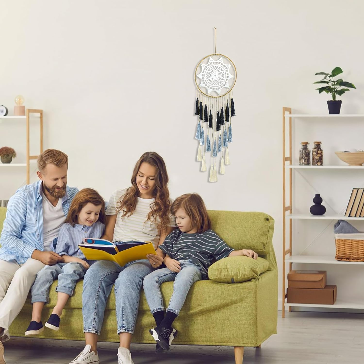 Mrmrkura Dream Catchers Wall Decor for Bedroom, Dreamcatcher Teen Bedroom Decor Boho Macrame Wall Hanging Home Decor, Sun Dream Catcher for Girls, Boys, Gift, Wedding (Black)