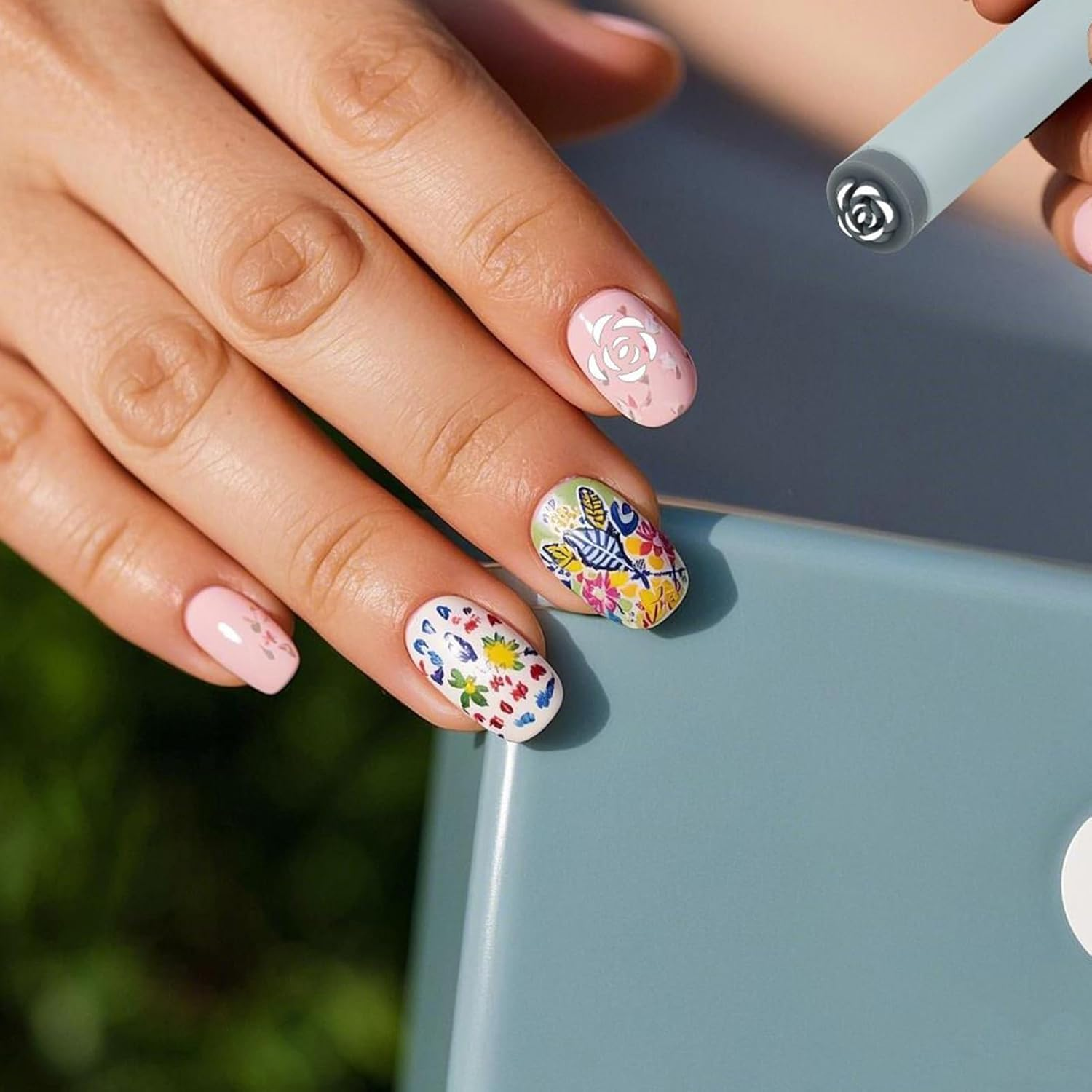 Nail Stamping Pen, Manicures Stamper Tool with Different Patterns, Art Design Tools Versatile Lightweight for Party Dating Wedding Salon image number 5