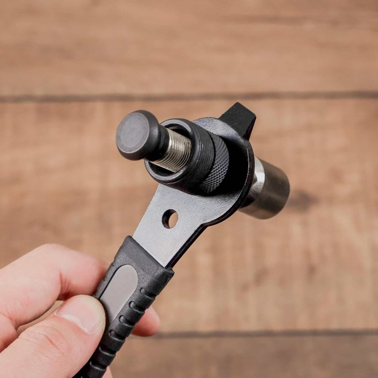 BIKEHAND Bike Crank Extractor Puller Remover for Square Threaded Taper Crankset or ISIS & Octalink - Easy Bicycle Crank Arm Removal Tool image number 3