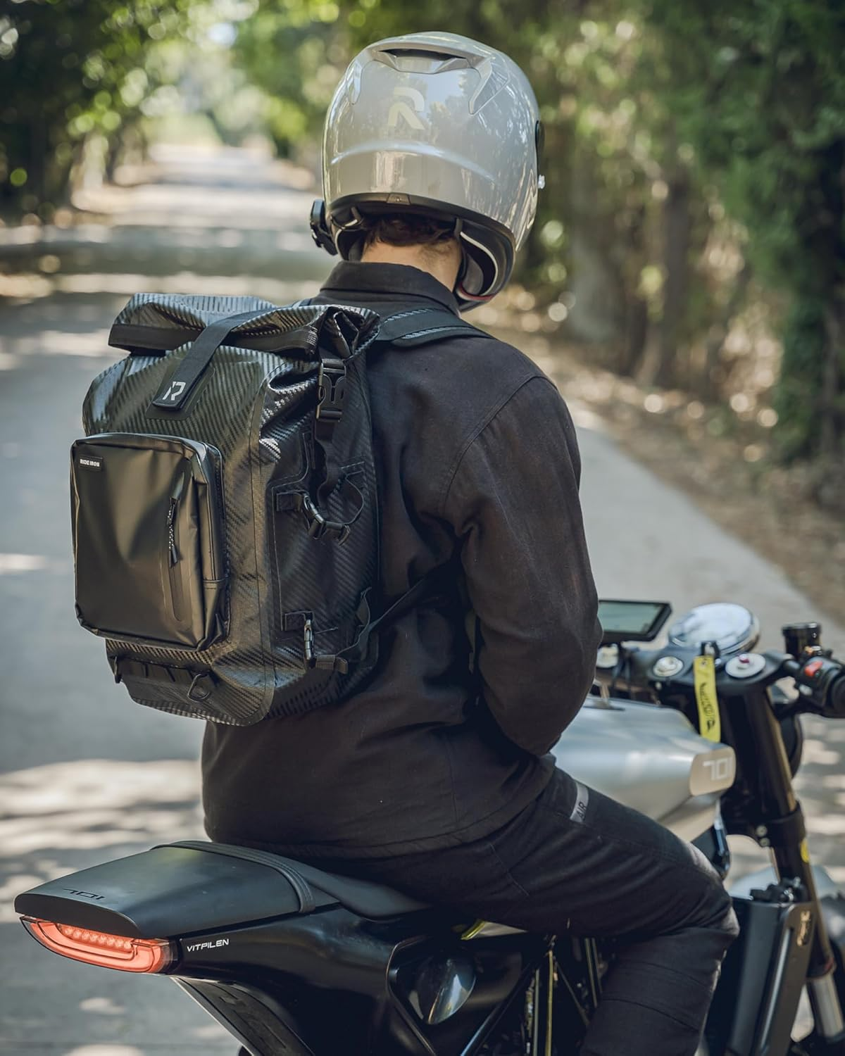 RIDEIRON Motorcycle Backpack - Carbon Fibre image number 5