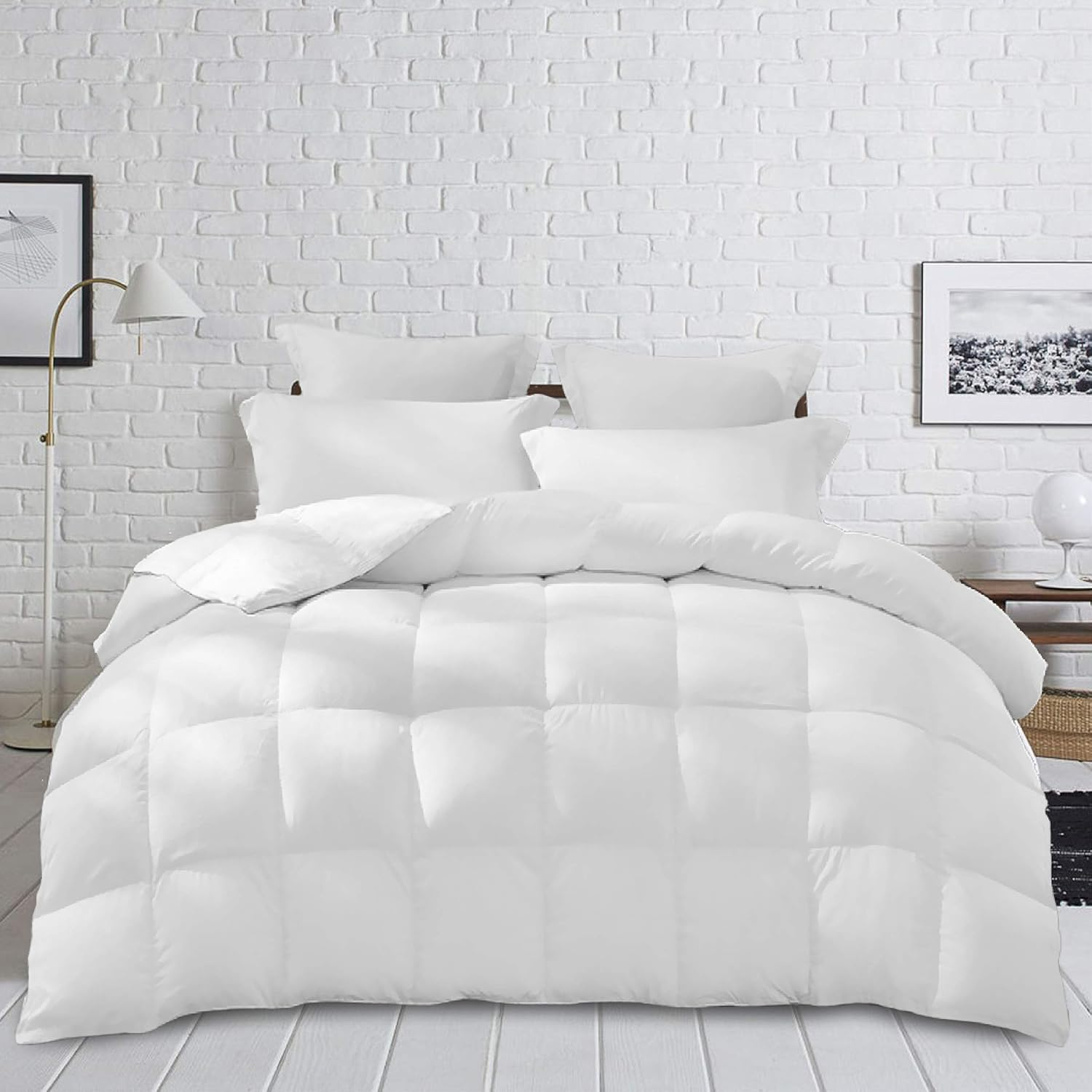 Luxor Linen Luxor 700GSM Duck down and Feather Quilt, King image number 1