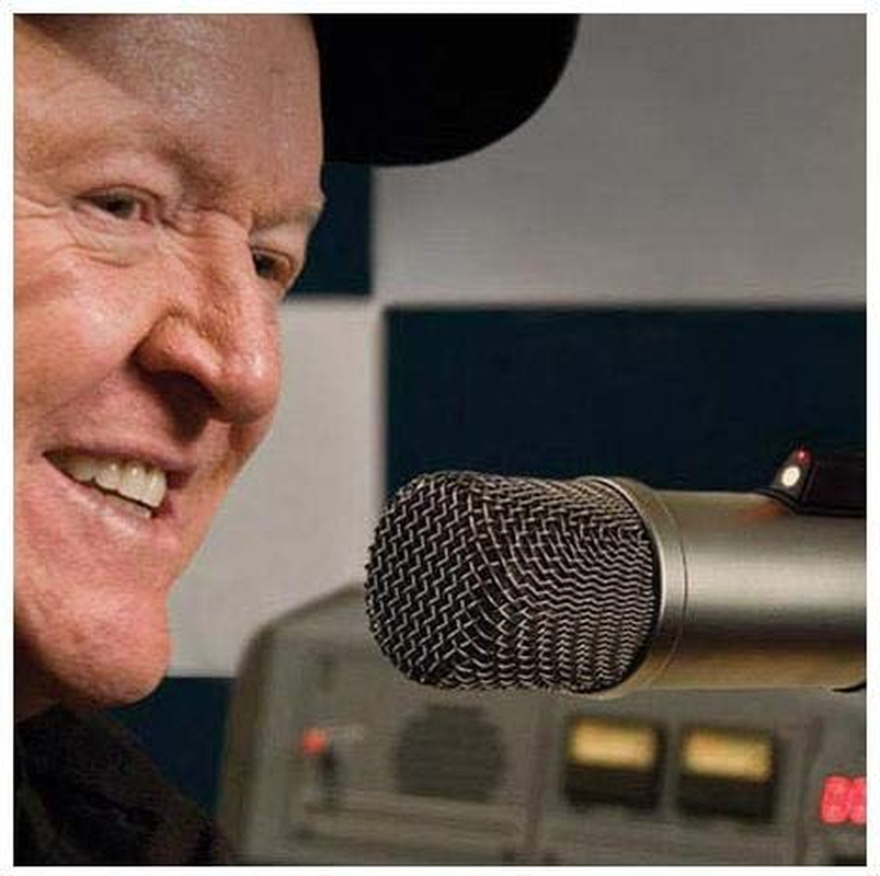 Rode Broadcaster Large-Diaphragm Condenser Microphone, Silver - Procaster image number 1