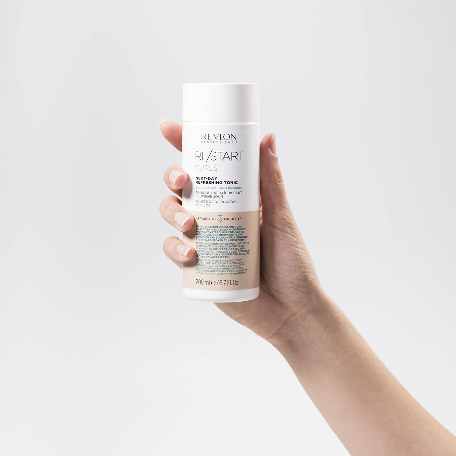 REVLON PROFESSIONAL Professional RE/START Curls Next-Day Refreshing Tonic Hair Treatment to Revive Dull (200Ml) Frizz Control, Silicone Free, Unisex, White image number 4