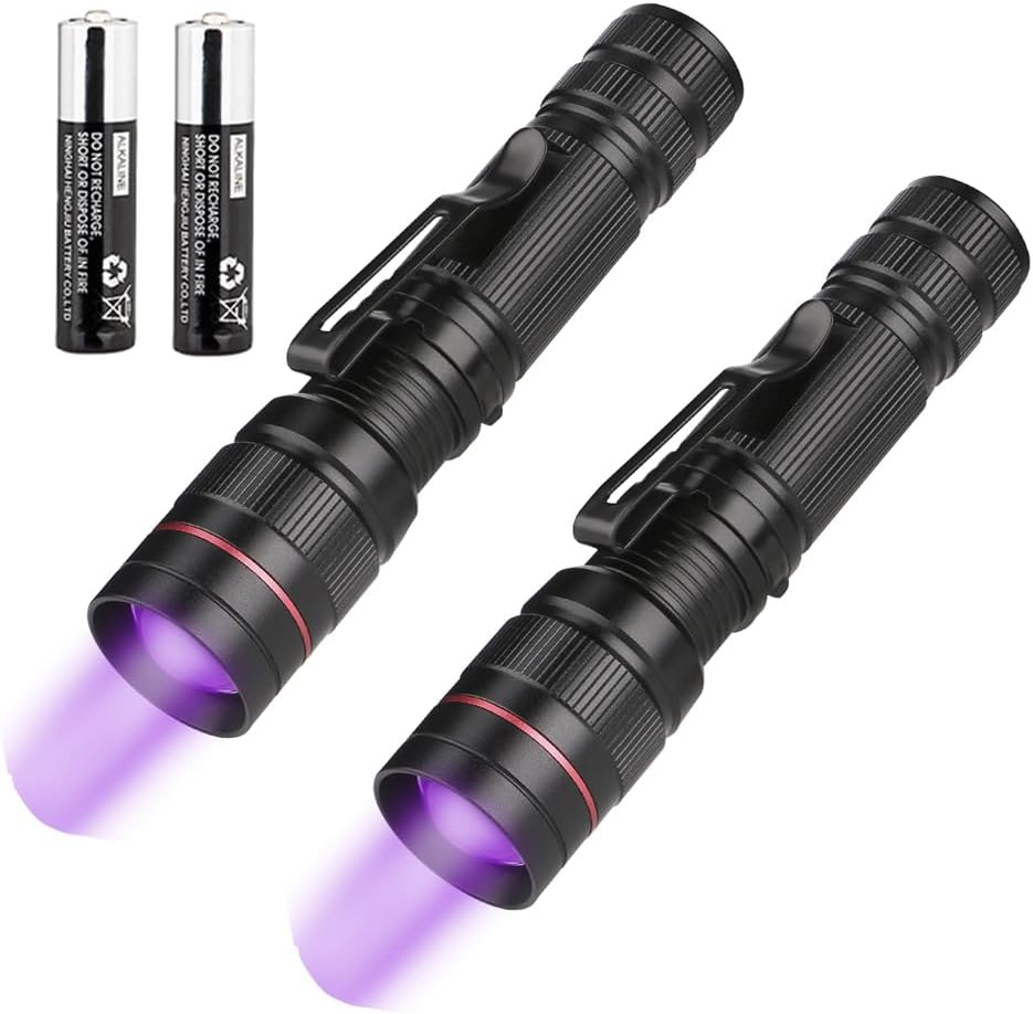 Vagocom LED Blacklight Ultraviolet Flashlight, 3 Modes Zoomable Black Light 395Nm UV Flash Light Detector for Dog Cat Pet Urine,Dry Stains,Work with Pet Odor Eliminator(1 Pack,Black,Battery Included)