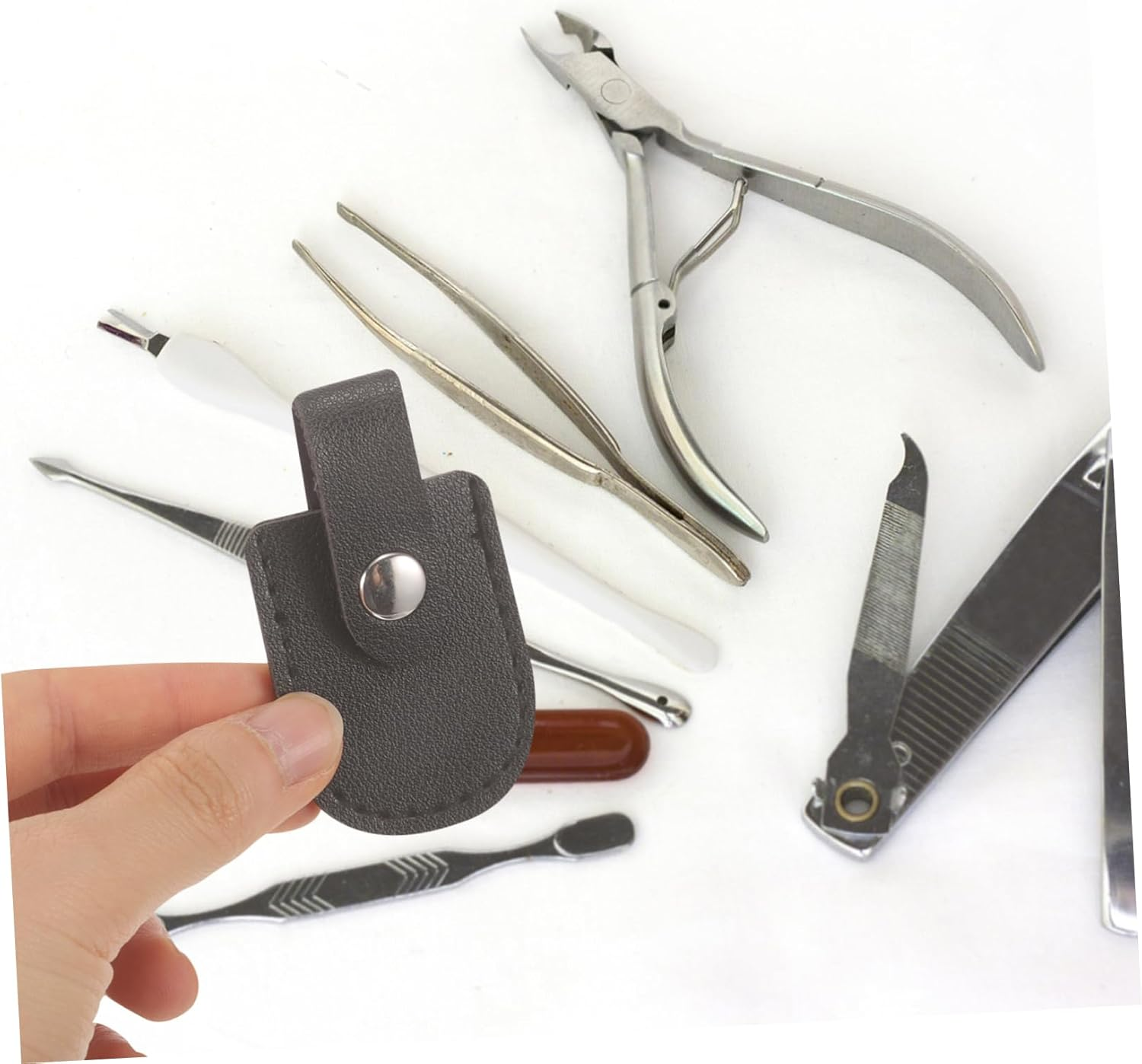 Ipetboom Pu Protective Nail Nipper Cover Sleeve for Manicure and Pedicure Tools Universal Cuticle Scissors Handle Storage Pouch Black Nail Scissor Case at Home and Salon image number 5