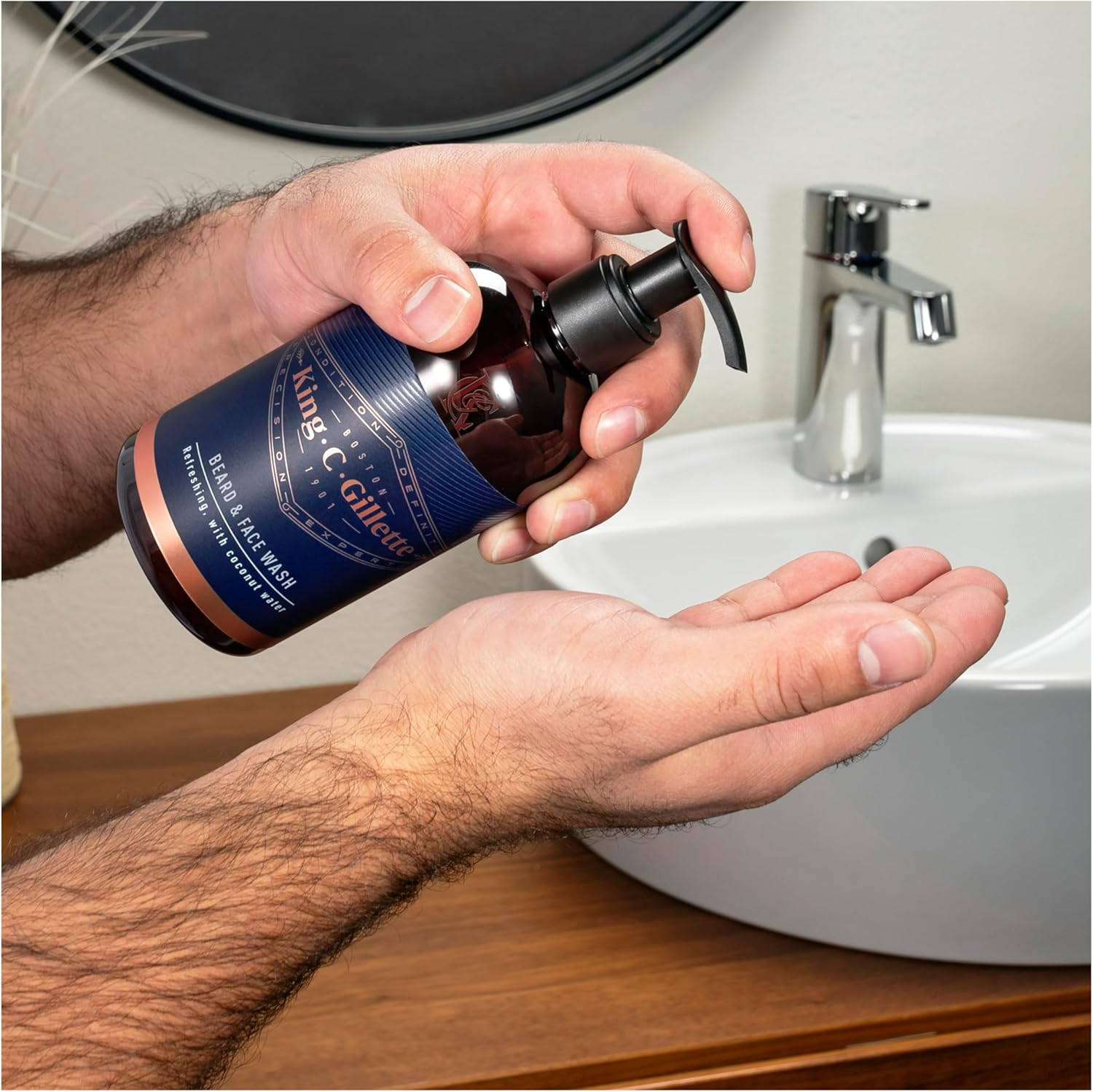 King C. Gillette Beard and Face Wash, 350Ml image number 3