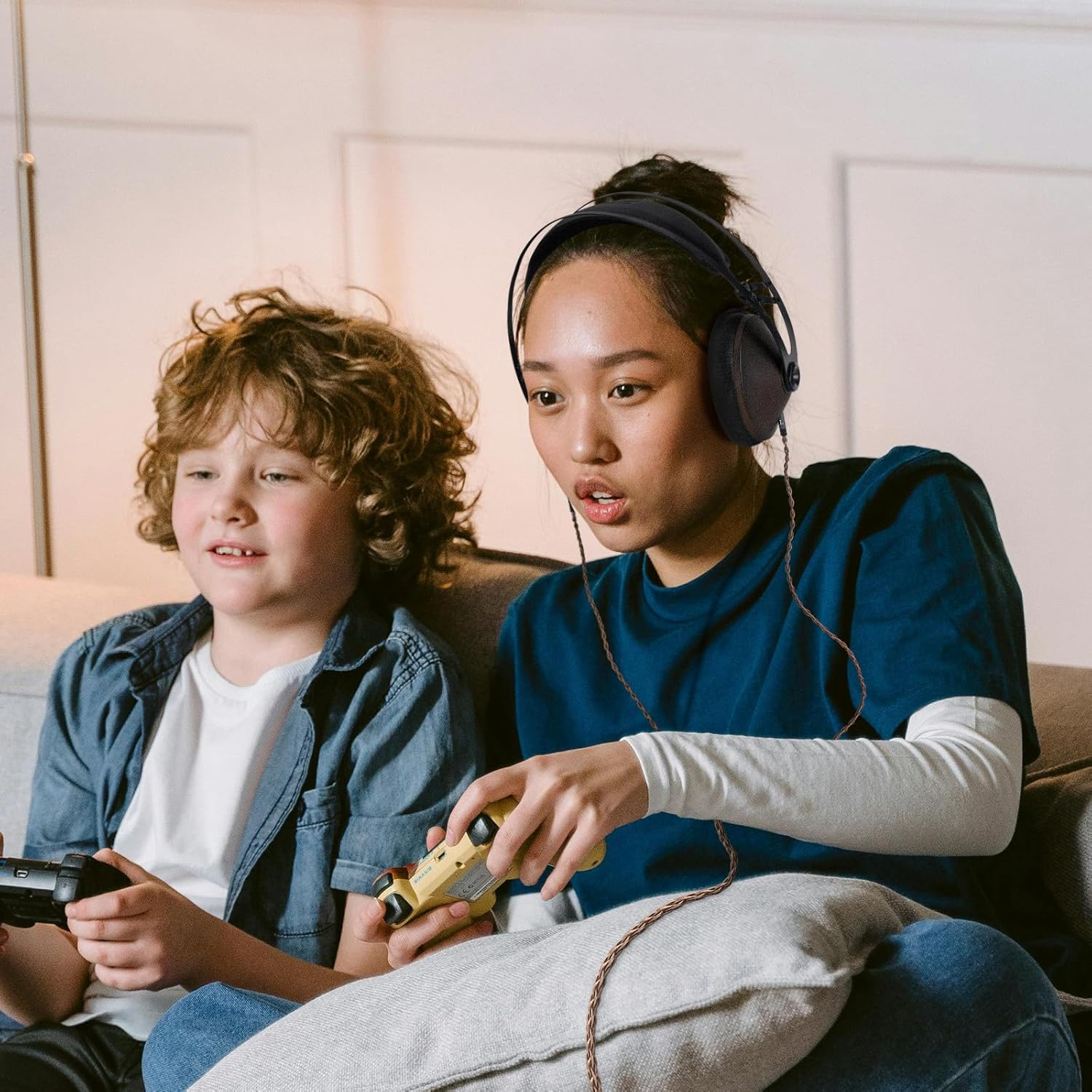 Geekria Apollo Single Crystal Copper Upgrade Audio Cable Compatible with Meze Audio 99 Classics Series, 109 PRO, LIRIC 2, LIRIC 4.4Mm to Dual 3.5Mm Replacement Headphones Cord (4.9 Ft / 1.5 M) image number 1