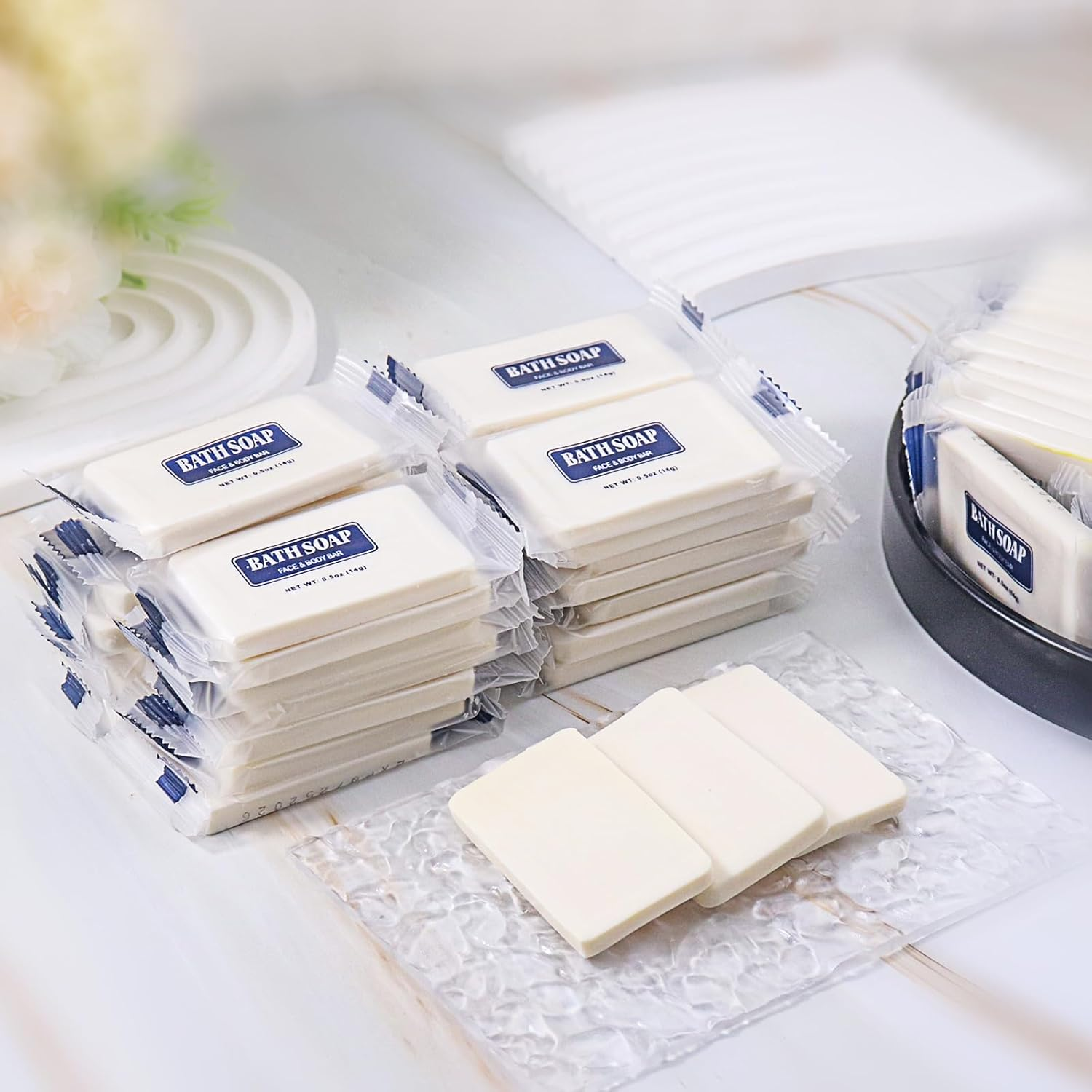 Slequipo Bulk Bar Soap, 100 Pack Mini Soap Bars Bulk Individually Wrapped, 0.5 Oz Travel Soap Small Hotel Soaps Travel Size Toiletries for Hotel Bathroom image number 5