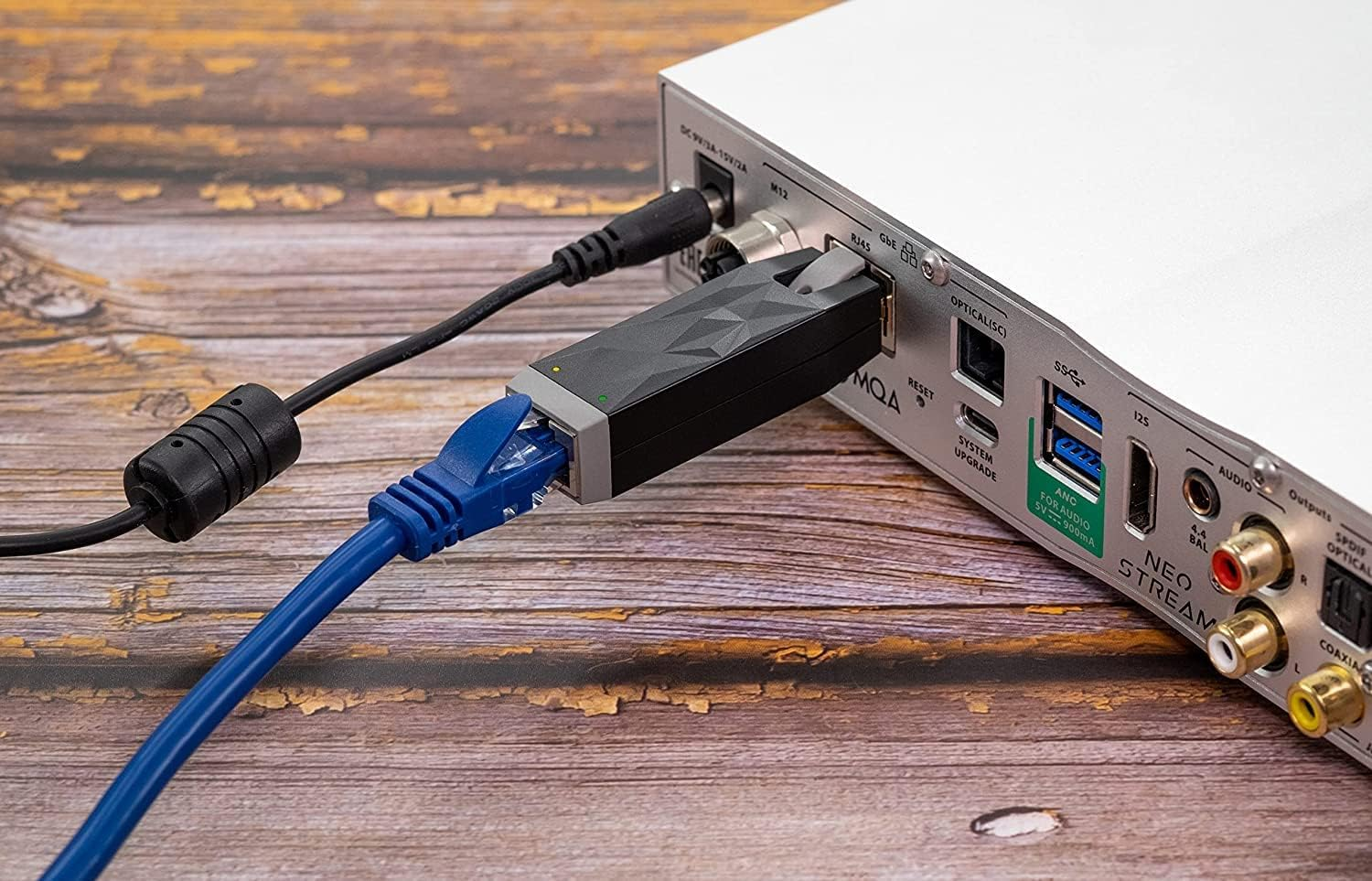 Ifi LAN Isilencer - LAN Signal Noise Filter - Remove Electrical Noise - Ethernet Isolator for Hi-Res Audio Systems (RJ45) image number 4