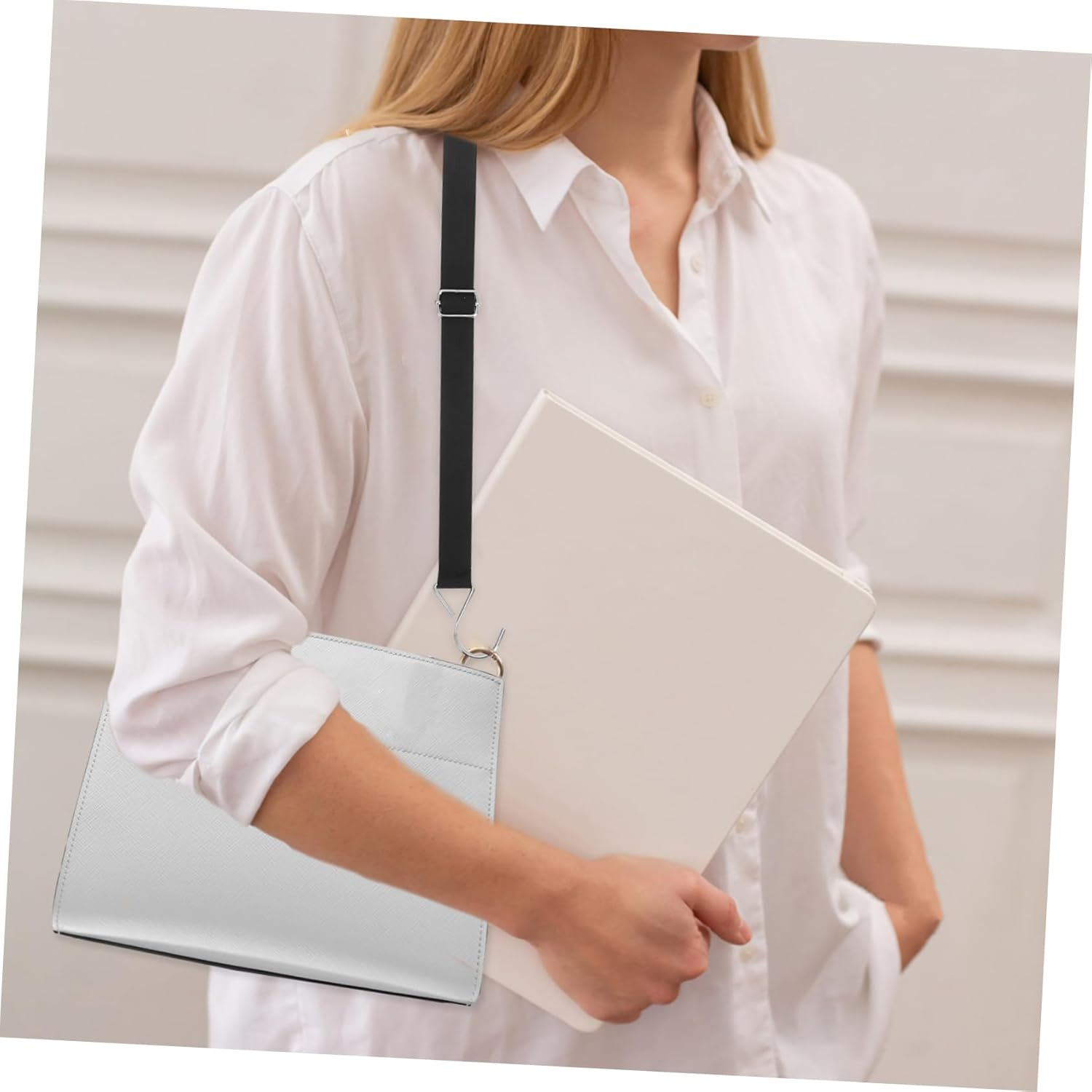 GARIOUANS Adjustable Shoulder Strap for Bags Crossbody Purse Extender Versatile Replacement Strap for Handbags Laptops and Luggage Comfortable and Flexible Use Various Settings