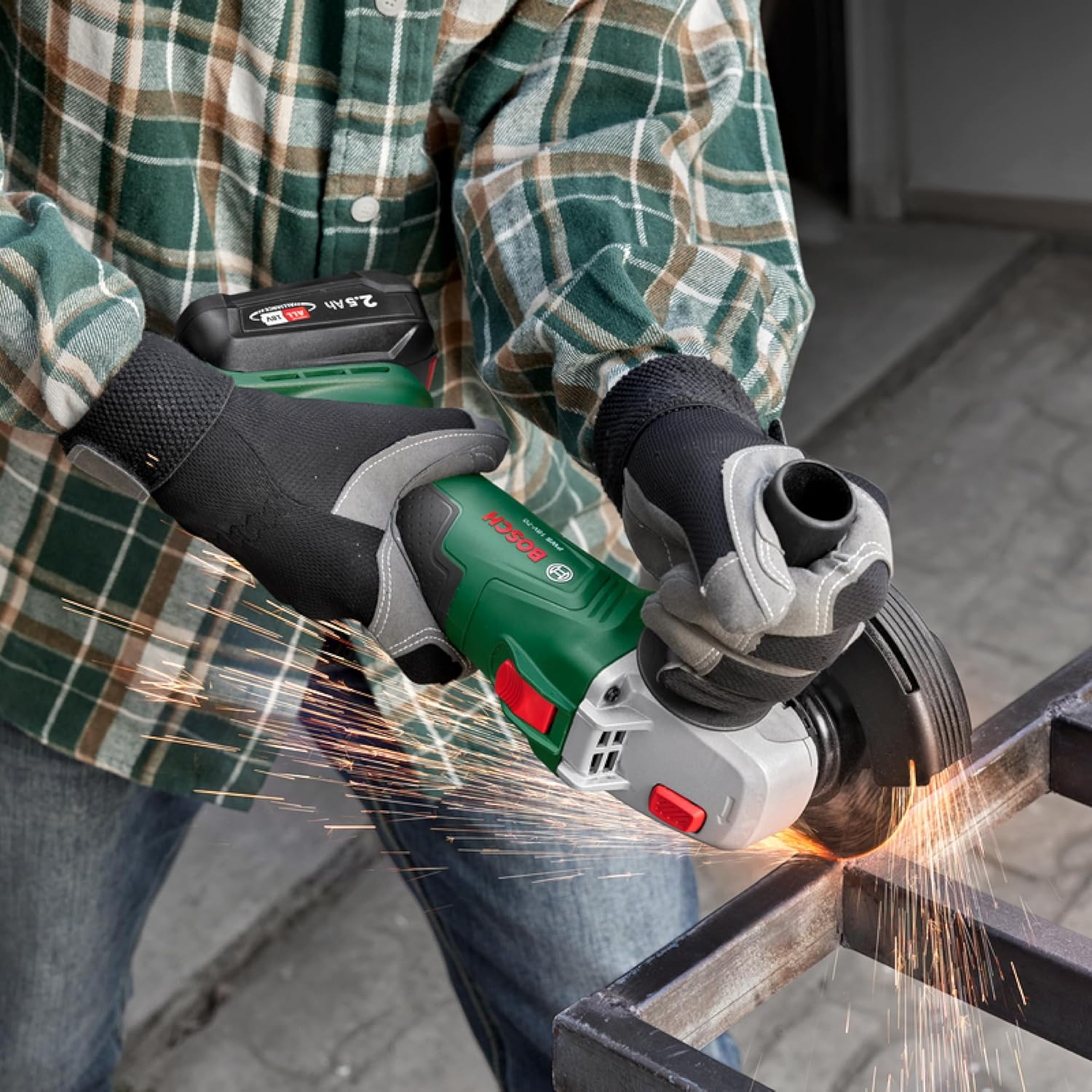 Bosch 18V System Cordless Angle Grinder PWS 18V-70 (For Small to Medium-Sized Cutting and Grinding Jobs; Grinding Disc Diameter: 125Mm)