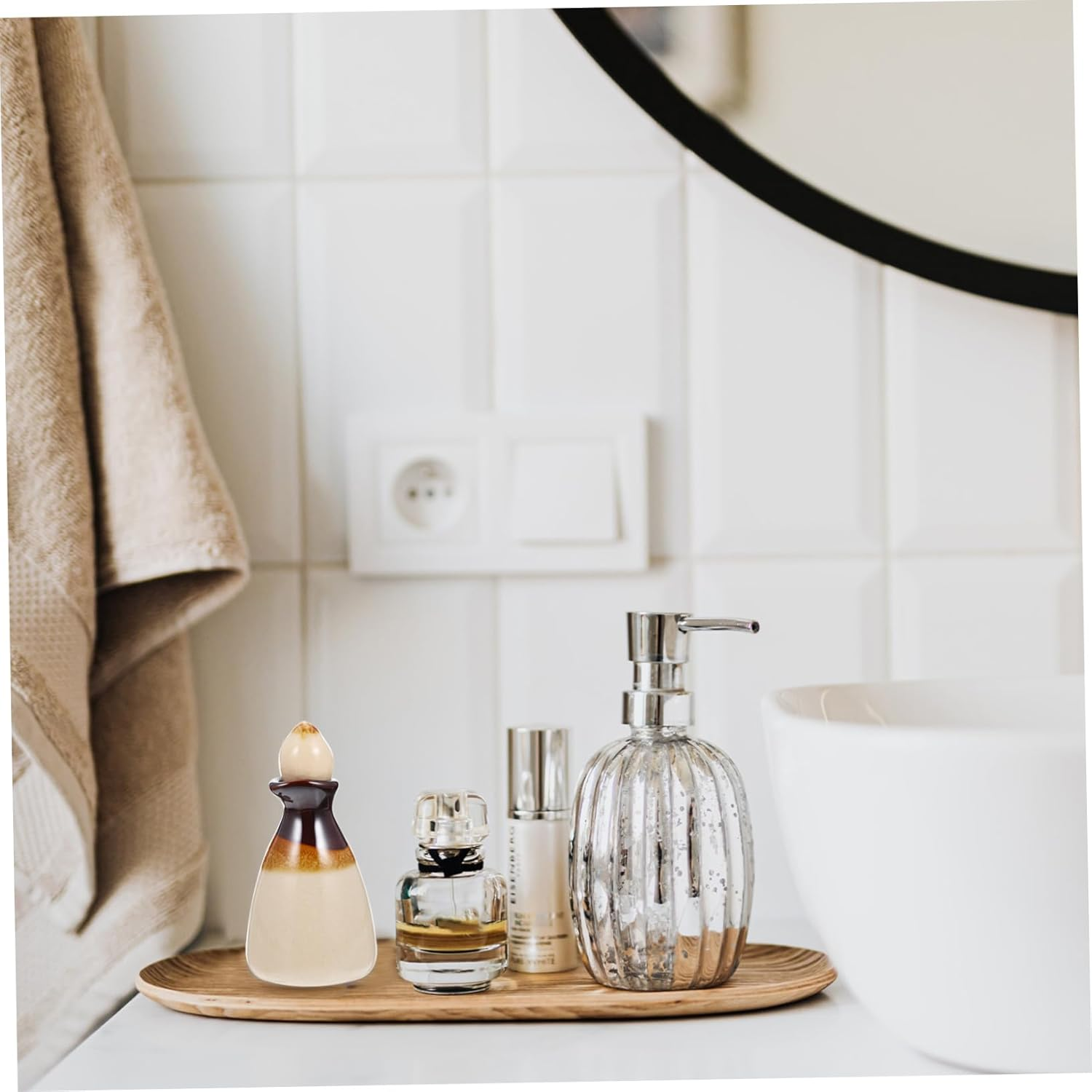 GARVALON Decorative Essential Oil Diffuser Ceramic Empty Bottle for Office Home Fragrance - White image number 4