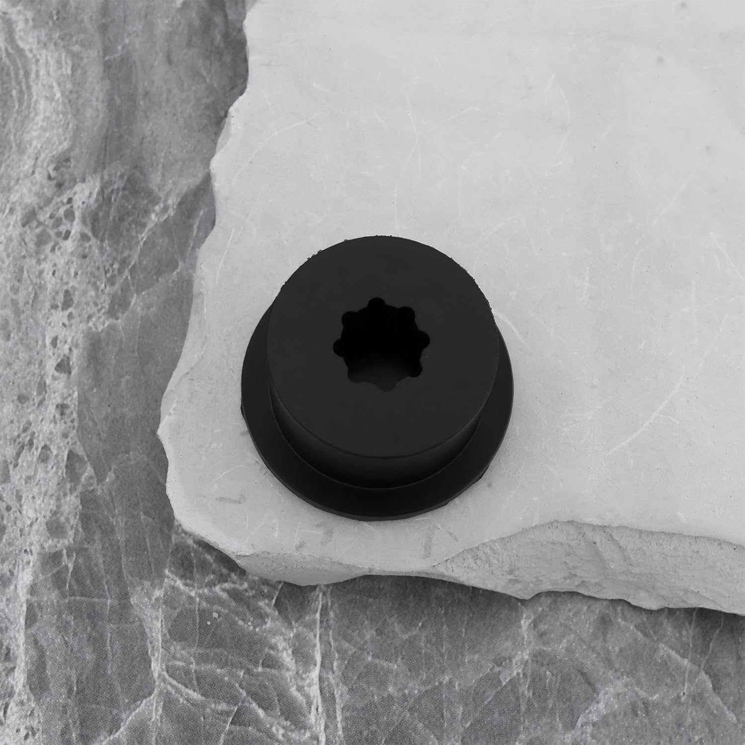 LT Easiyl 2Pcs Upper Radiator Rubber Bushing Replacement Part PE01-15-242 PE0115242 Compatible with Mazda 3 6 CX-5 image number 5