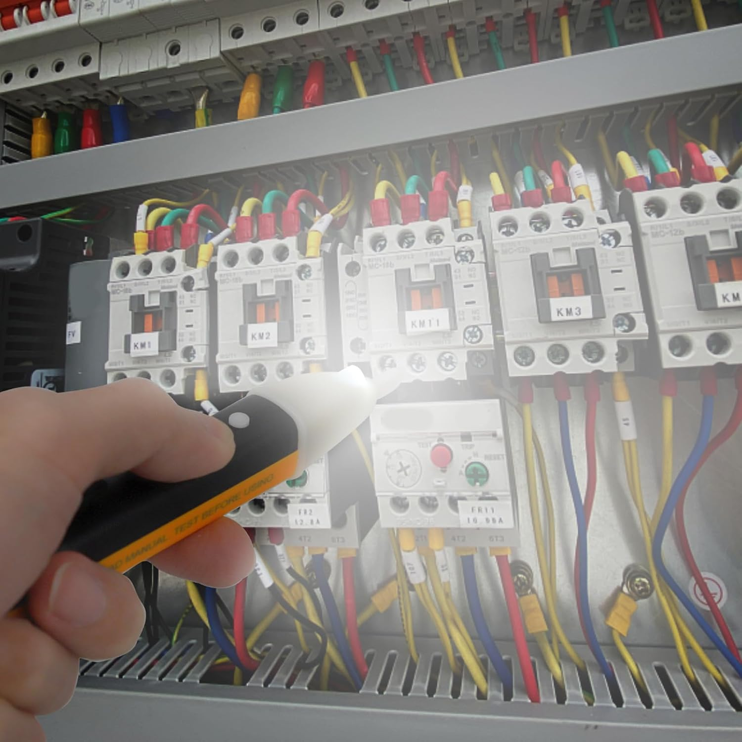 WOONEKY Non-Contact Electrician Test Pen with Sound and Light Alarm, Multifunctional Voltage Tester Pencil for Ac Detection, Red Electrical Testing Tool for Professional Use image number 2