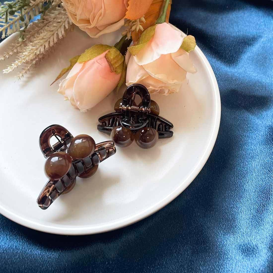 Resweky Brown Pearl Hair Clips Small Hair Clips Cute Hair Clips for Women and Girls image number 4
