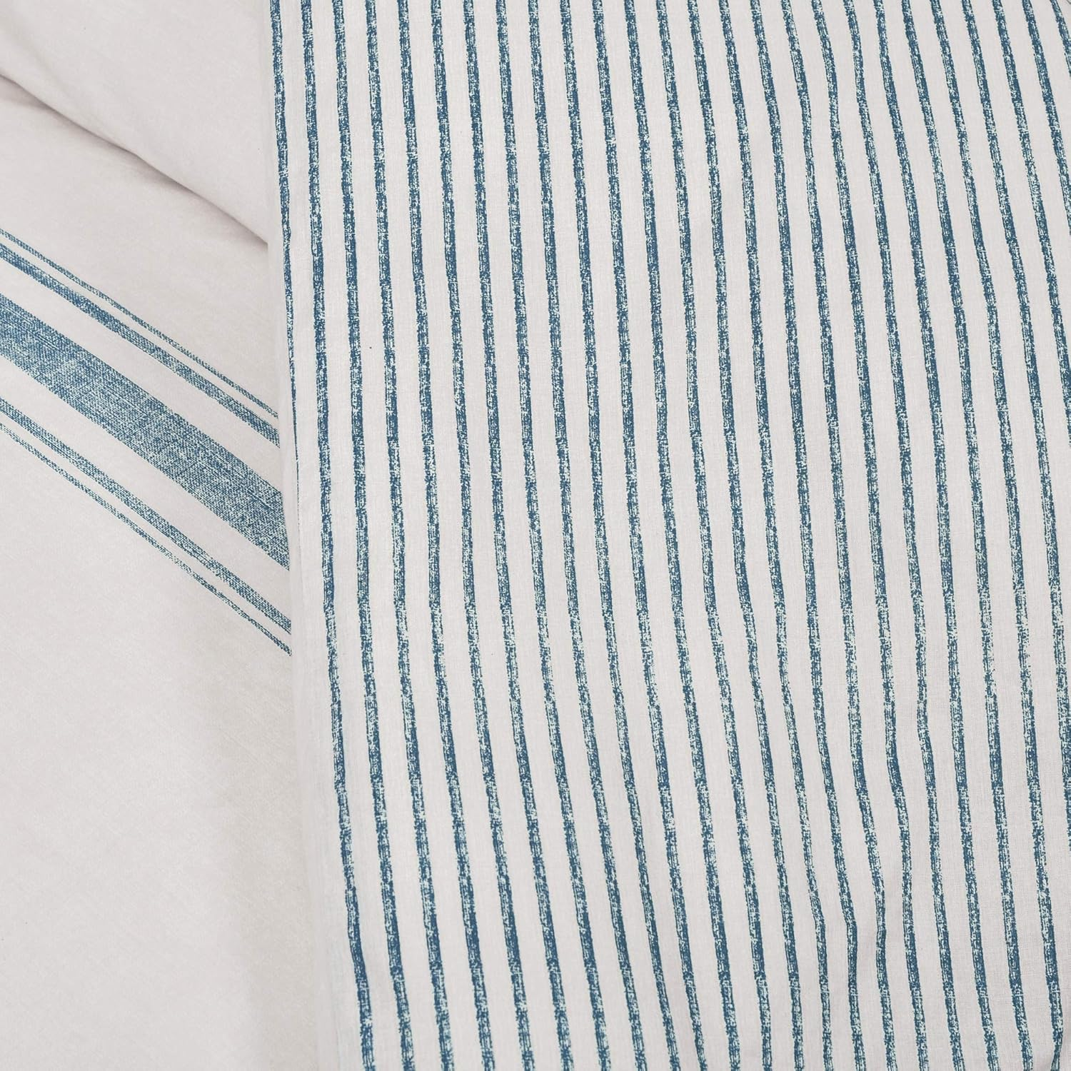 Lush Decor Comforter Farmhouse Stripe, King, Blue image number 5