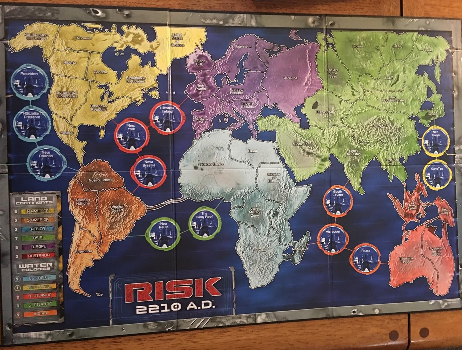 Risk 2210 A.D Board Game image number 6
