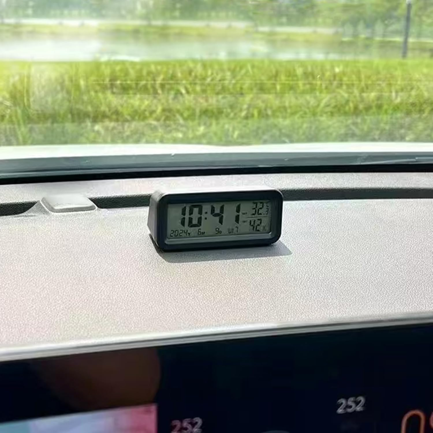 Dashboard Clock with Automatic Backlight at Night(Green & Blue), Temperature and Humidity Monitor, 12/24 Hour Format Time, Calendar, Solar Power and Type C Cable Charging for Car Truck image number 4