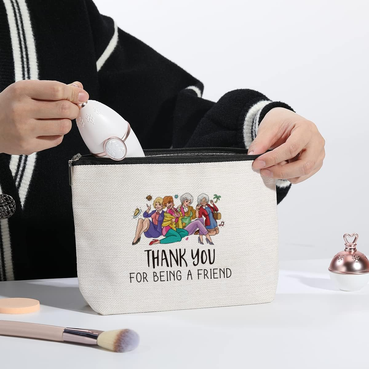 Makeup Bag Music Lover Gift for Women, Music Inspiration Gifts, Song Lovers Makeup Bag Gift, Travel Toiletry Makeup Organizer Zipper Pouch, Golden Girls Gift image number 4