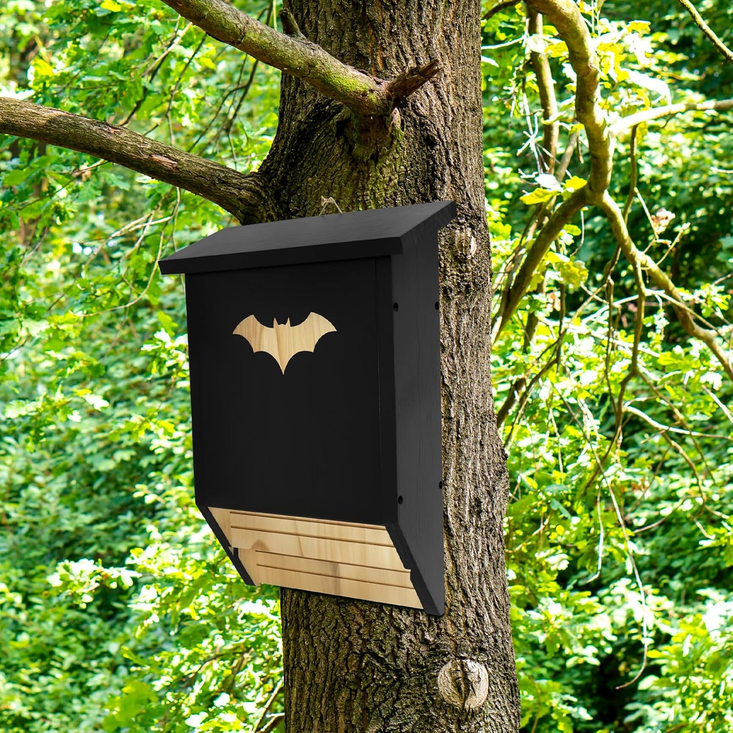 Bat House, Wood Hanging Bat Roost Provide Safe Habitat Wood Bat Box Nest Ample Internal Space Ventilated Moisture Proof for Yard Outdoor Moth image number 3