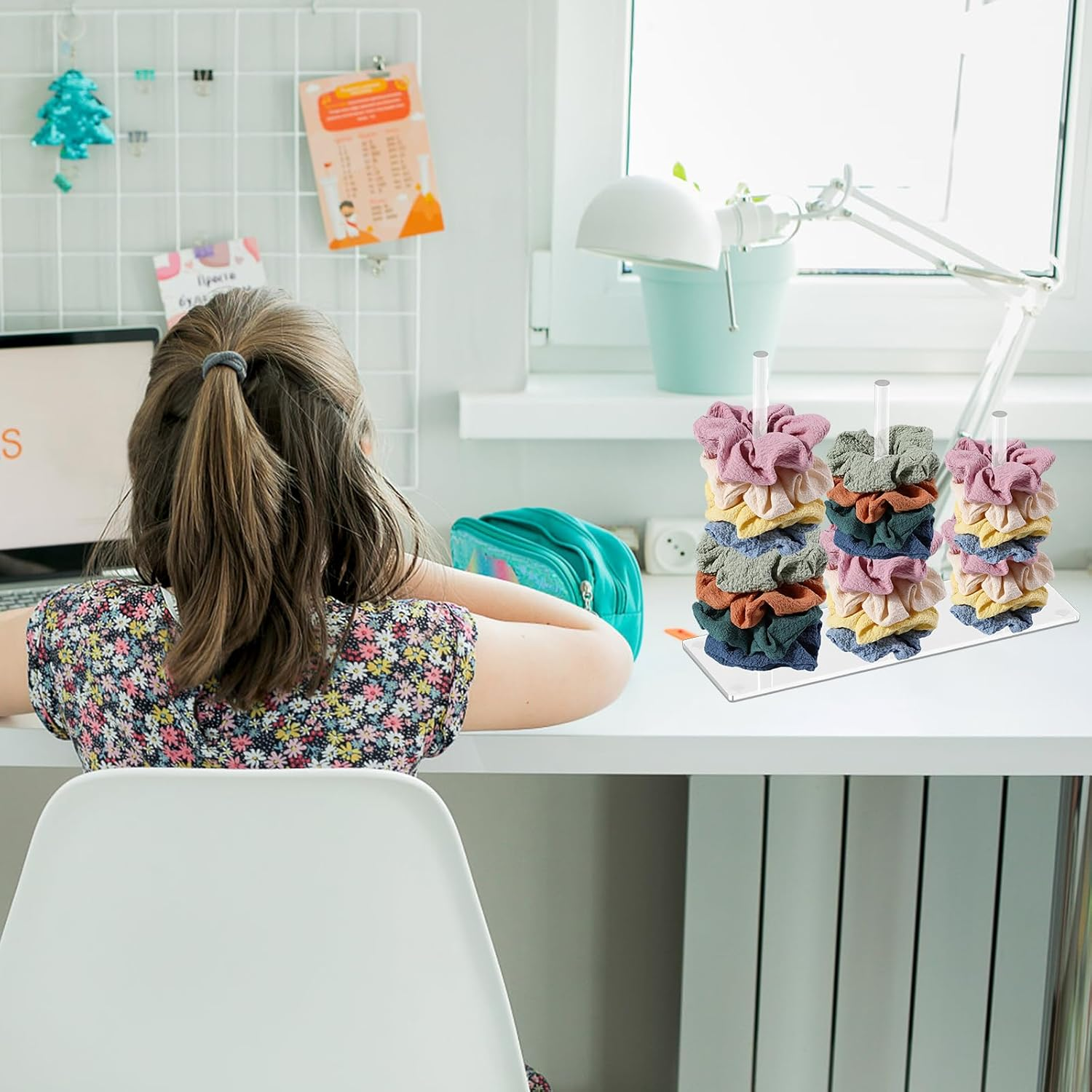 Focenat 3-Tier Scrunchie Holder, Acrylic Hair Scrunchie Holder, Hair Accessory Organiser, Hair Scrunchie Stand, Clear Hair Scrunchie Organiser, for Women Girls Gifts Trendy Stuff Hair Accessories image number 3