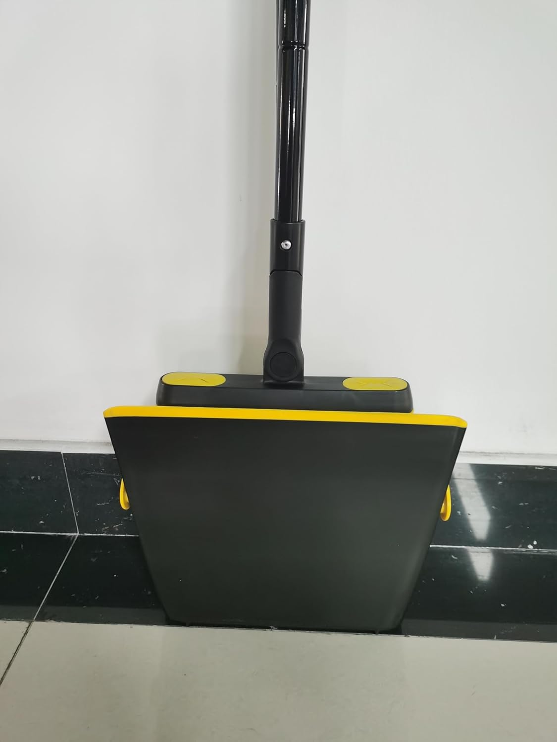 JEHONN Broom and Dust Pan, 138 Cm Long Handle Swivel Brush, Upright Foldable Dustpan with Comb Teeth for Home Kitchen Lobby Indoor Floor Cleaning (Black & Yellow) image number 2
