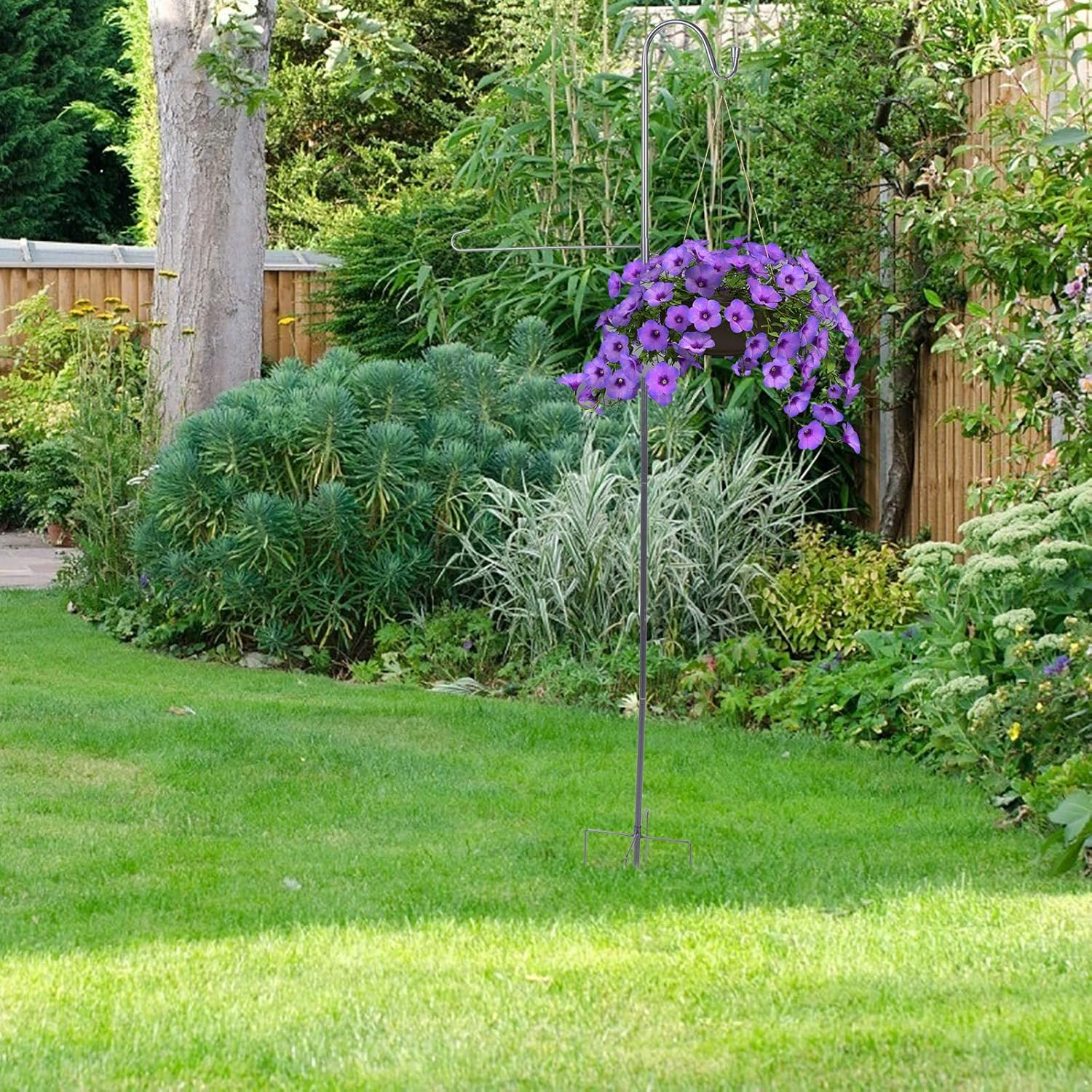 1Pc Floor Outlet Flagpole Shepherd Hook Wind Chime Hanger Windchime Hanger Outdoor Pot Outdoor Plant Hanger Stand Streetlamp Hanger Garden Hanger Streetlamp Holder Black Happyyami image number 1