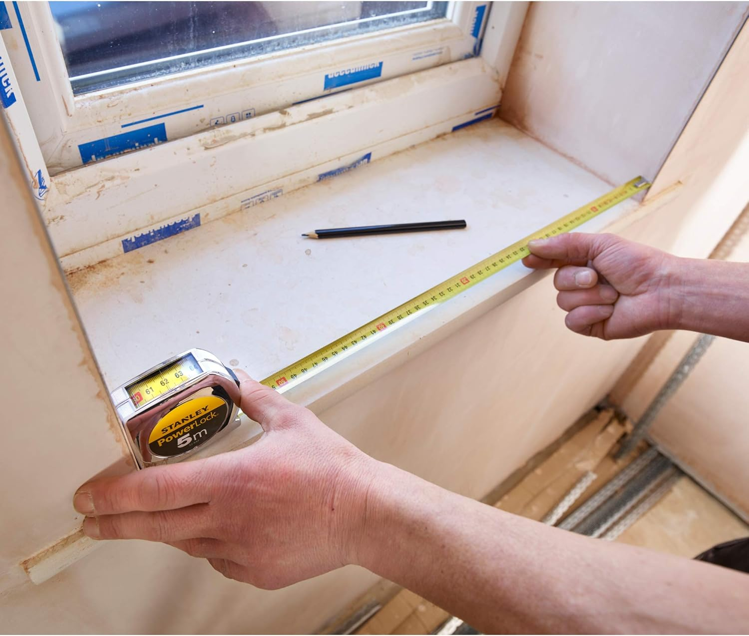 Stanley 0-33-932 Power Lock Tape Measure, Silver image number 1