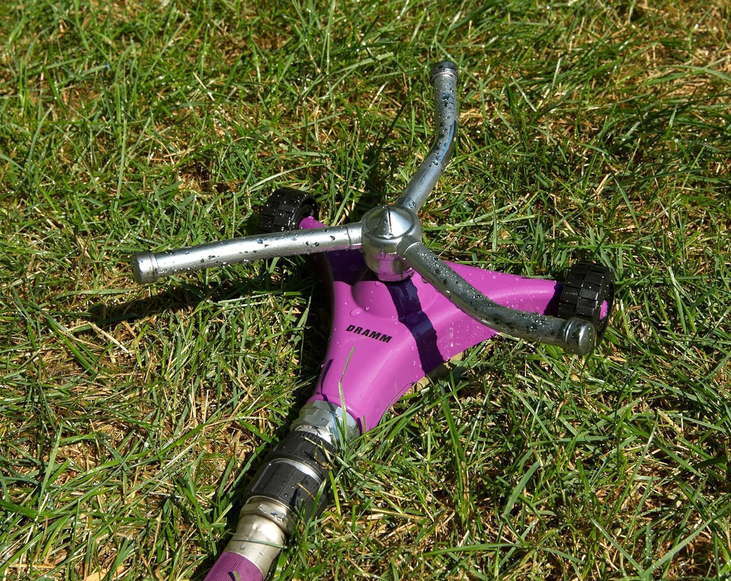 Dramm 15051 Colorstorm Premium 3-Arm Whirling Sprinkler with Heavy Duty Metal Wheeled Base, Red image number 3