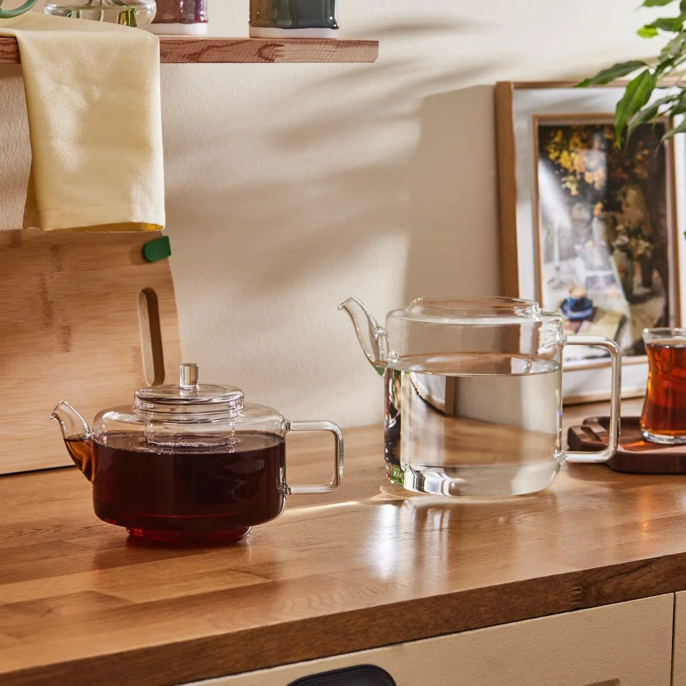 Karaca Flat Borosilicate Glass Teapot with Infuser - Clear Turkish Tea Maker - Ideal for Herbal, Loose Leaf - Teapot with Strainer (1.10L) & Tea Kettle (1.75L) for Stovetop - Luster image number 6