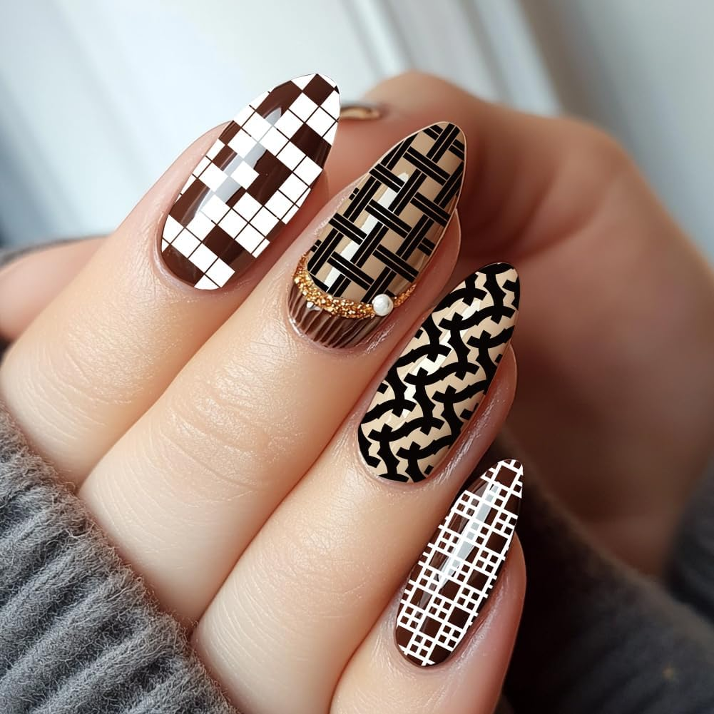 PH Pandahall 3Pcs Classic Plaid Pattern Nail Stamp Plate Tartan Nails Art Stencils Stainless Steel Nail Image Plate Plaid Pattern Print Art Template for Women DIY Printing 4.7X2.3 Inch