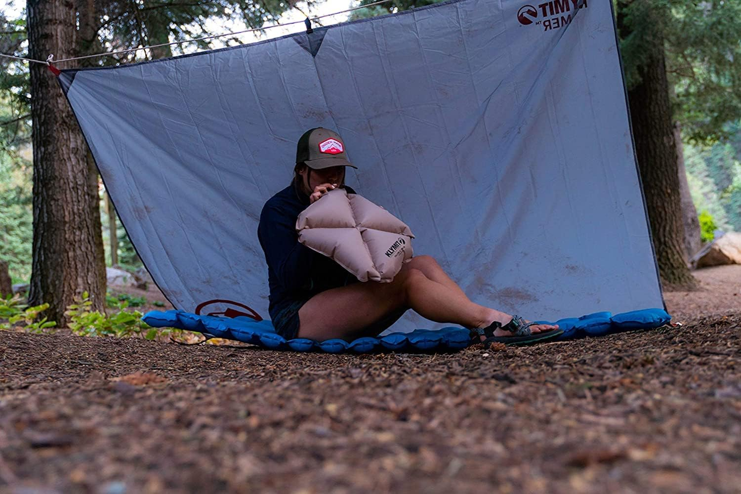 Klymit Roamer Throw Tarp, Compact Portable Pocket Blanket image number 4