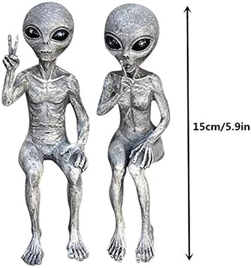 Alien Statue,2Pcs Outer Space Alien Garden Statue,Resin Alien Ornaments,Alien Sculpture Figure,Whimsical Garden Decoration,Funny Statue for Indoor & Outdoor