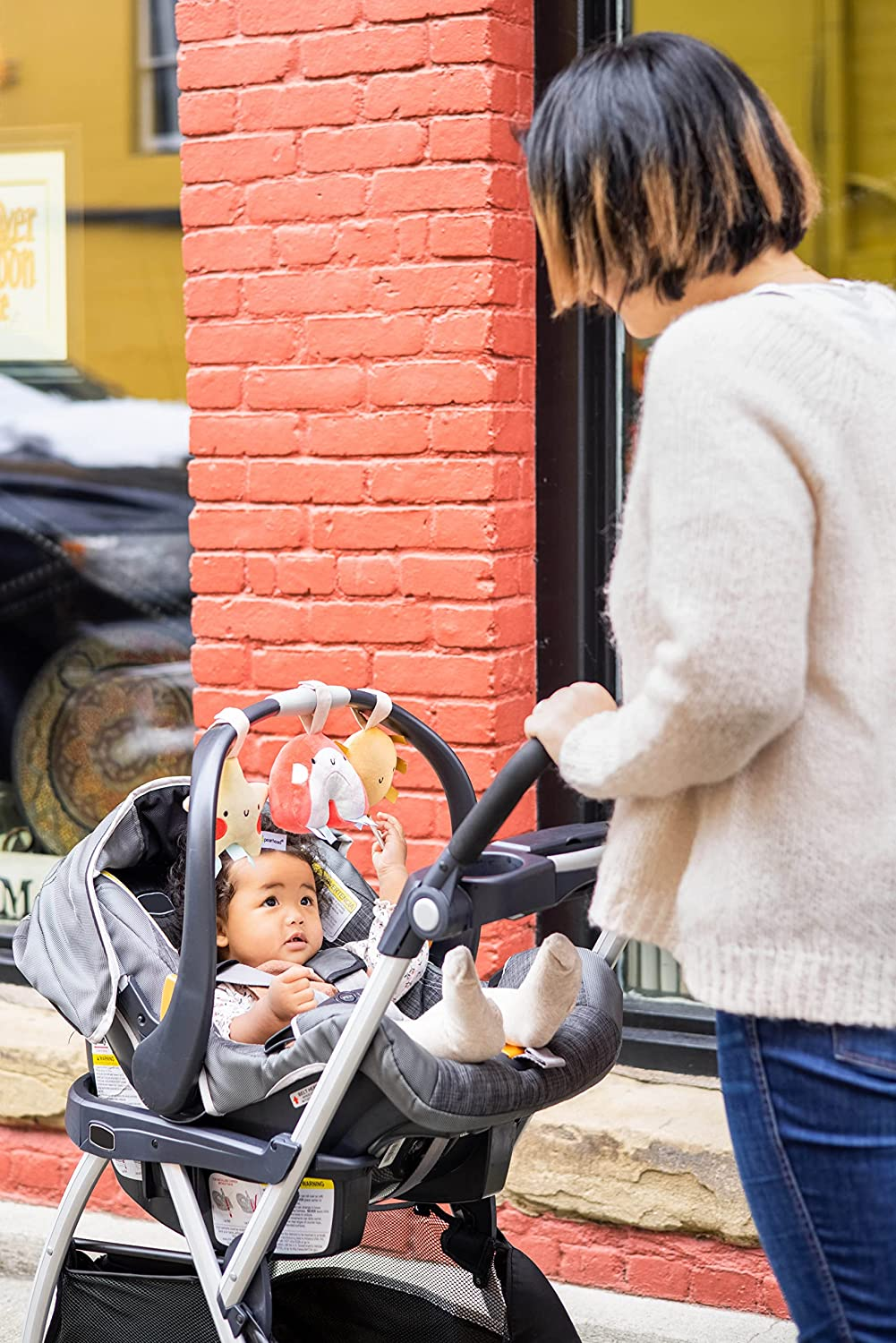 Pearhead Stroller Toy Set of 3 - Rainbow image number 1