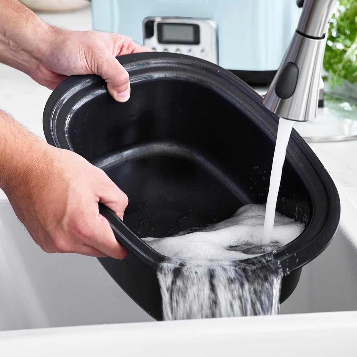 Greenpan Slow Cooker Blue Haze, 6L Dishwasher Safe Pot, Vibrant LCD Display, Easy One-Touch Presets, One-Step Browing, Extra-Tough Exterior, Countertop Friendly image number 1