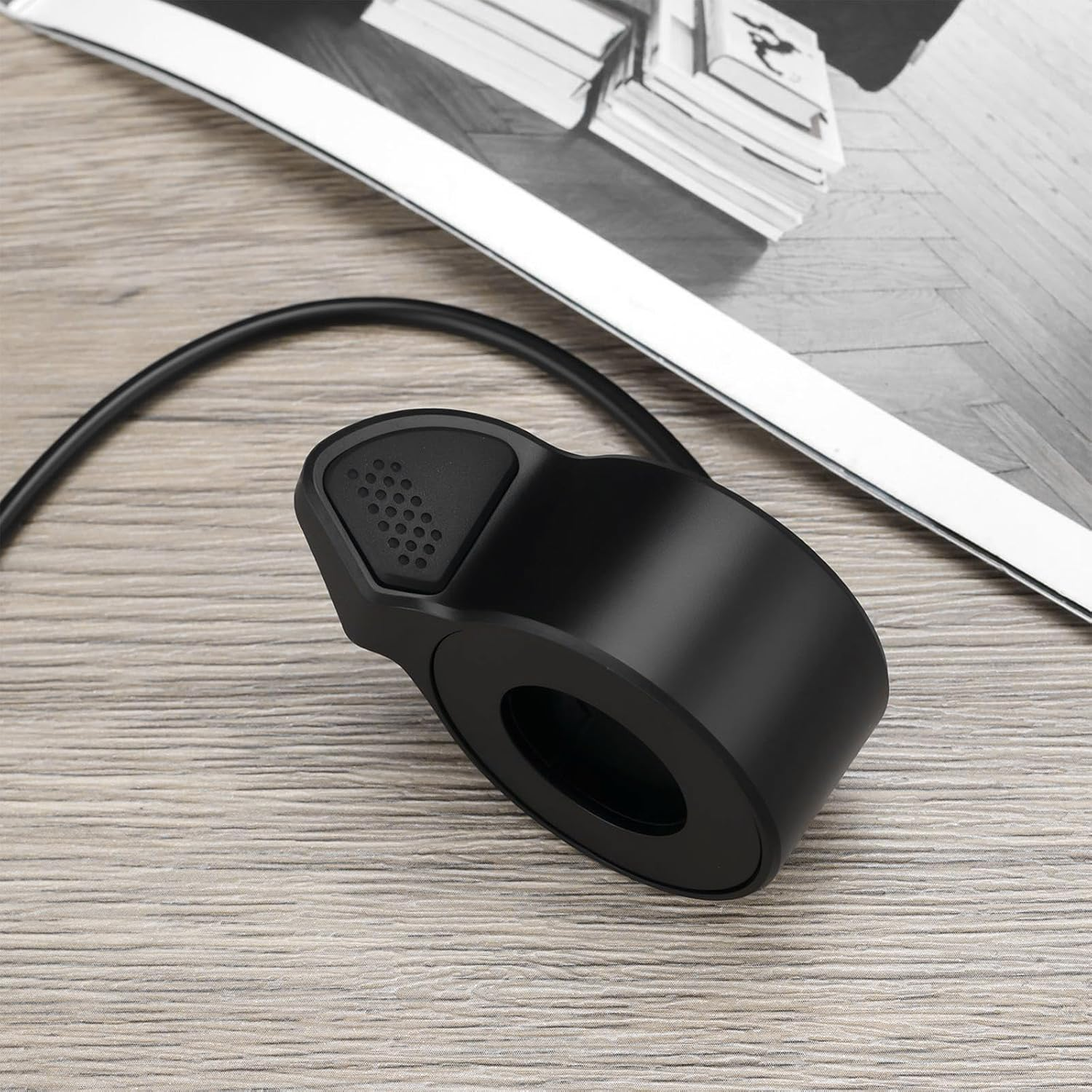 Emsea 270X Thumb Throttle Electric Bike Thumb Throttle 3 Pin Female Connector Speed Throttle for 22-23Mm Handlebar, Compatible with Super73 image number 1