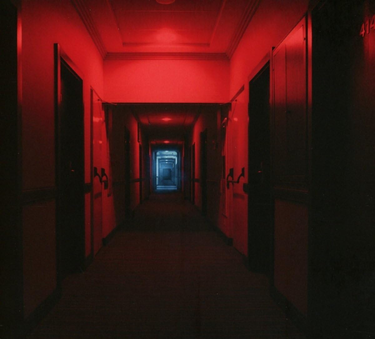 Room 414 image number 1