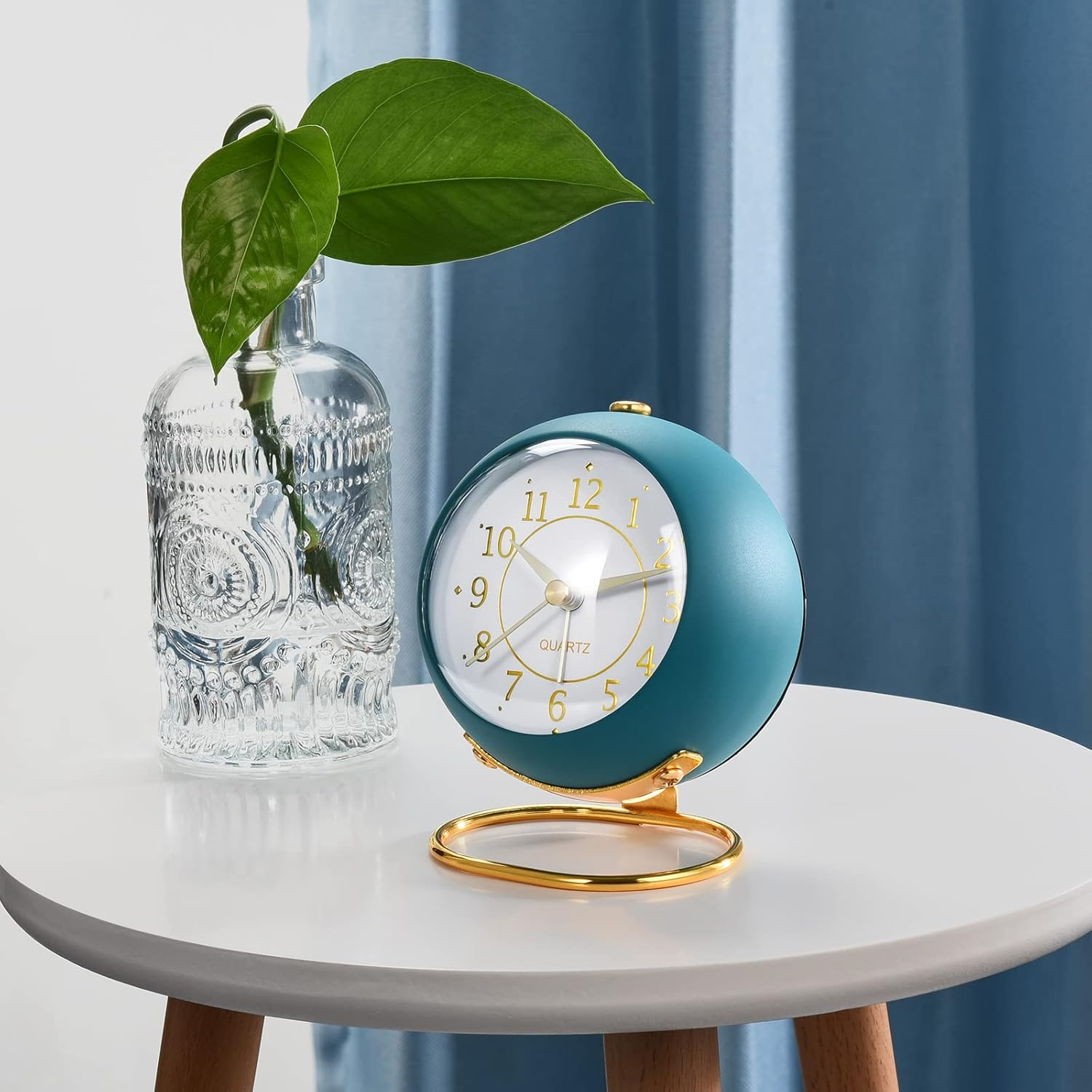 Analog Alarm Clocks,Retro Backlight Cute Simple Design Small Desk Clock with Night Light,Silent Non-Ticking,Battery Powered,For Kids,Bedroom,Travel,Kitchen,Bedside Desktop.(Green) - Blue image number 4