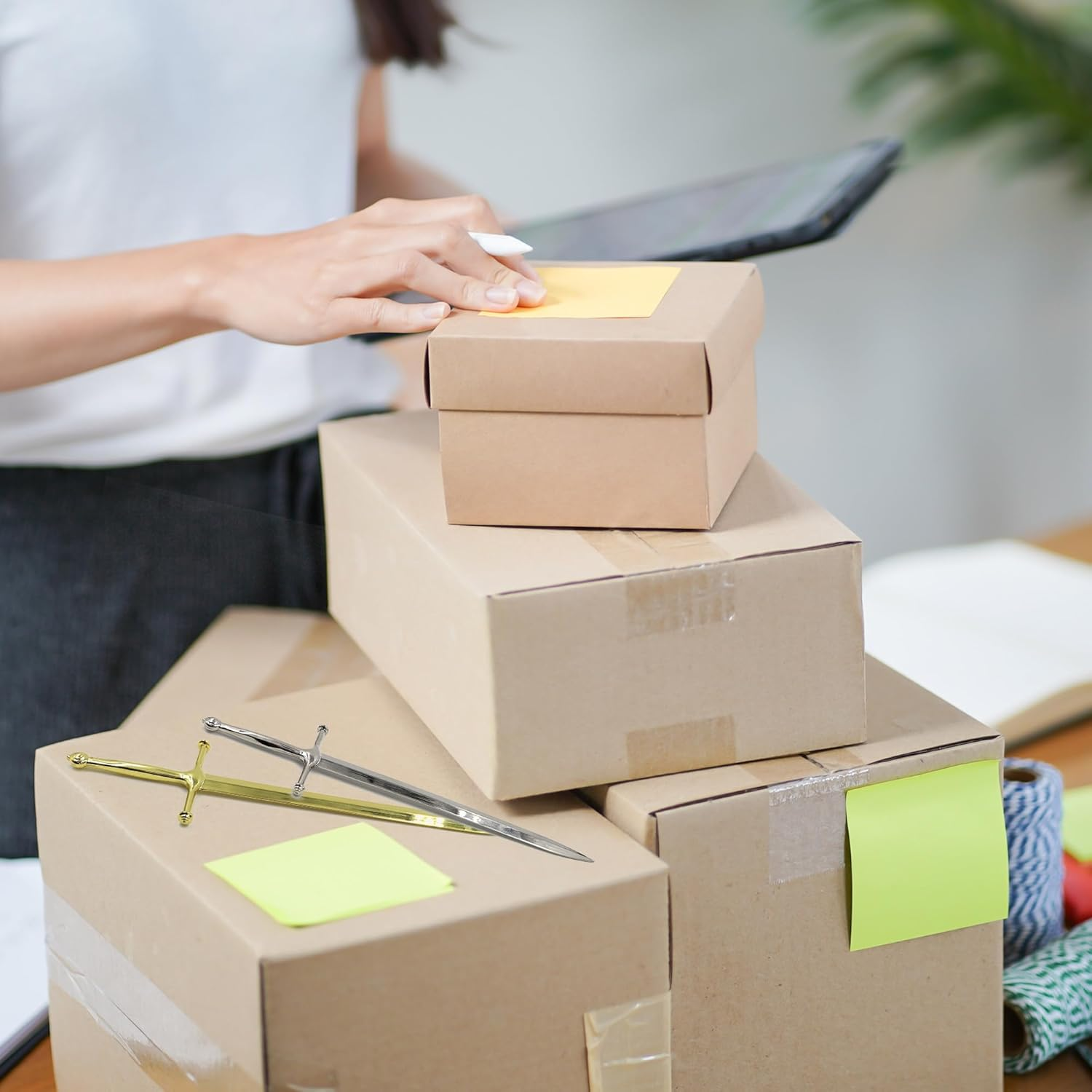 2 PCS Mini Sword Letter Opener Knife, Decorative Metal Envelope Opener Slitter, Exquisite Mail Opener Tool, Letter Opener Fancy for Office Mail Supplies (2 Pcs) image number 4